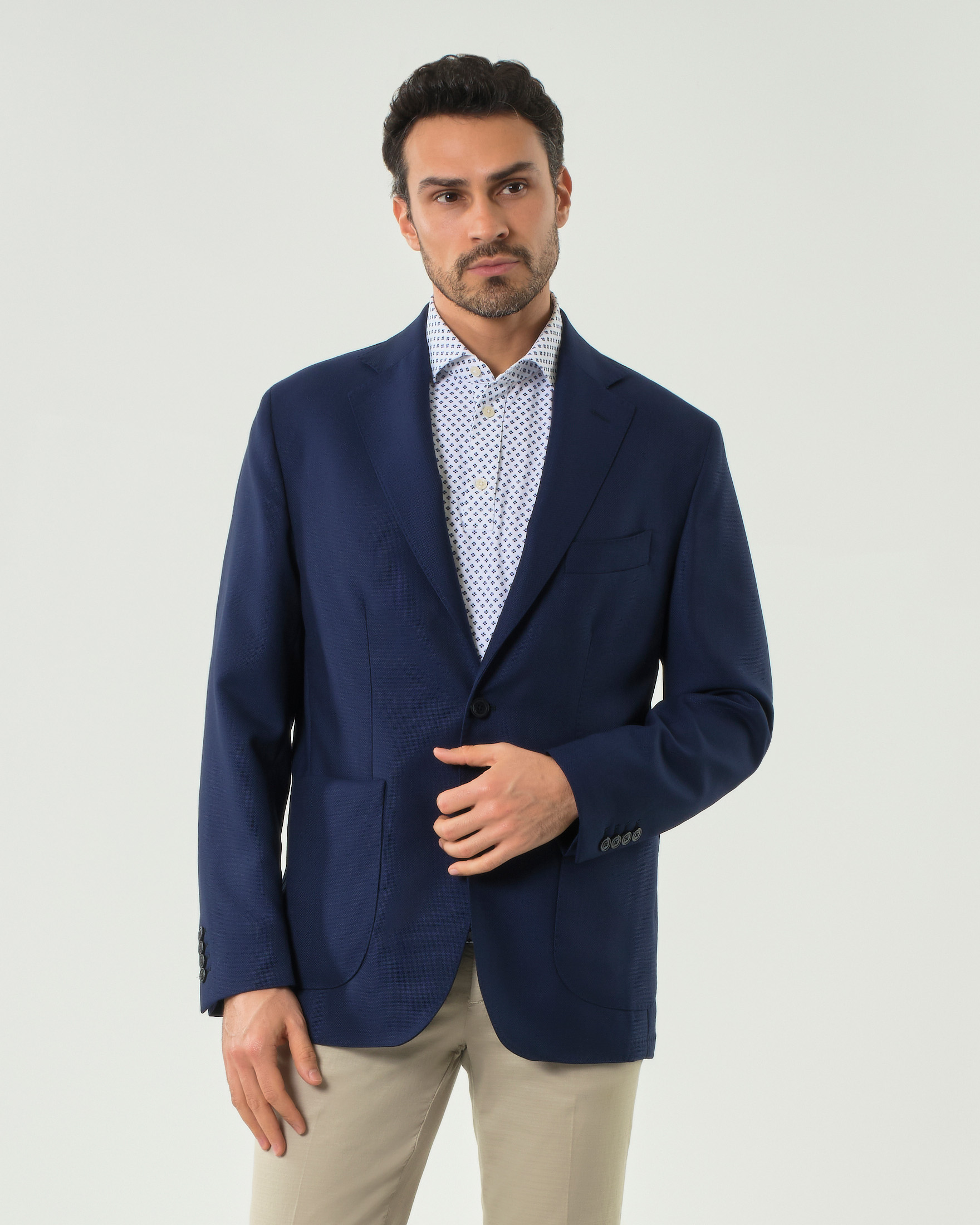 Blazer Pellizzari blu in tela di lana Barberis con tasche a toppa