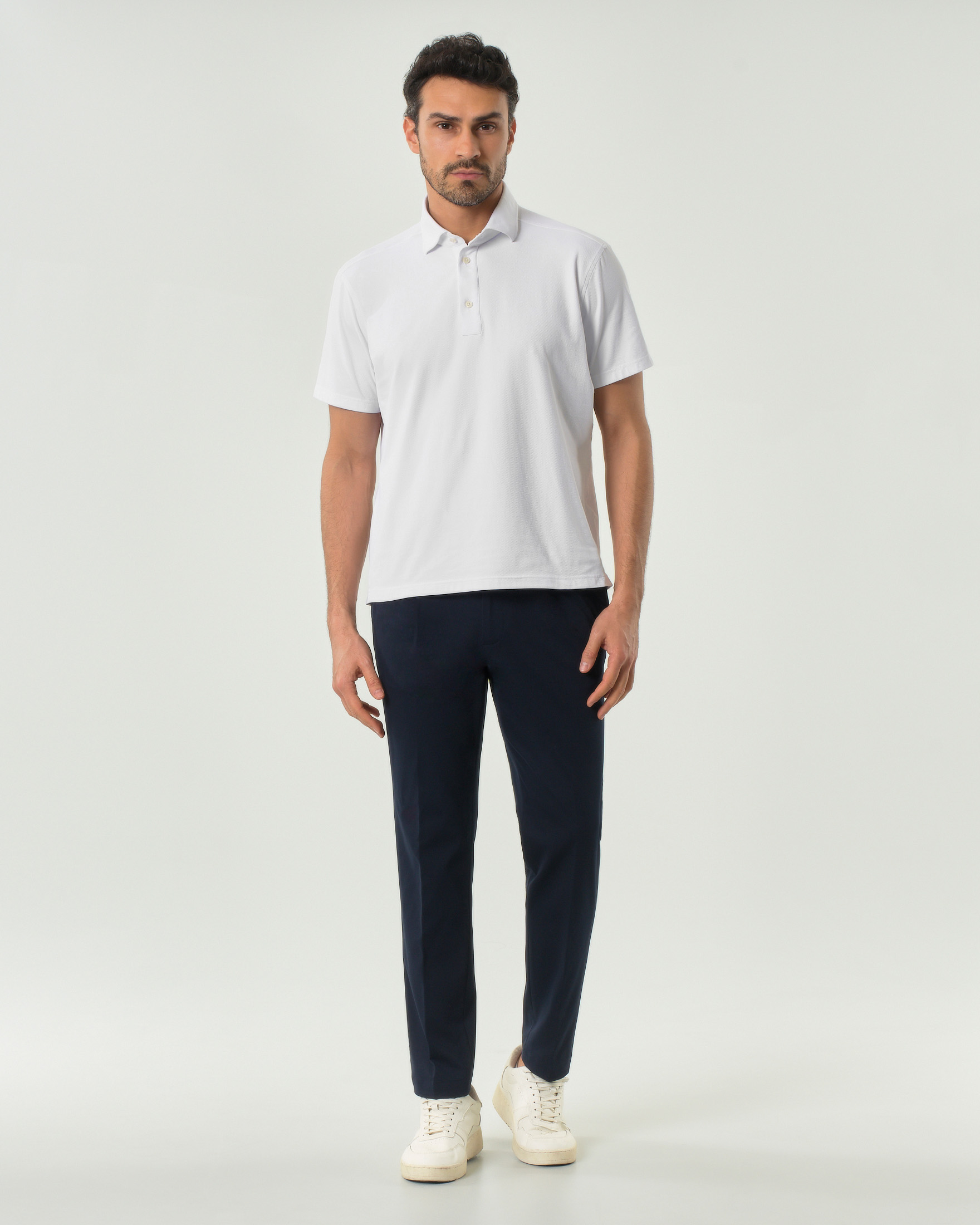 Polo Pellizzari bianca in tessuto tecnico hyper comfort simil piquè image