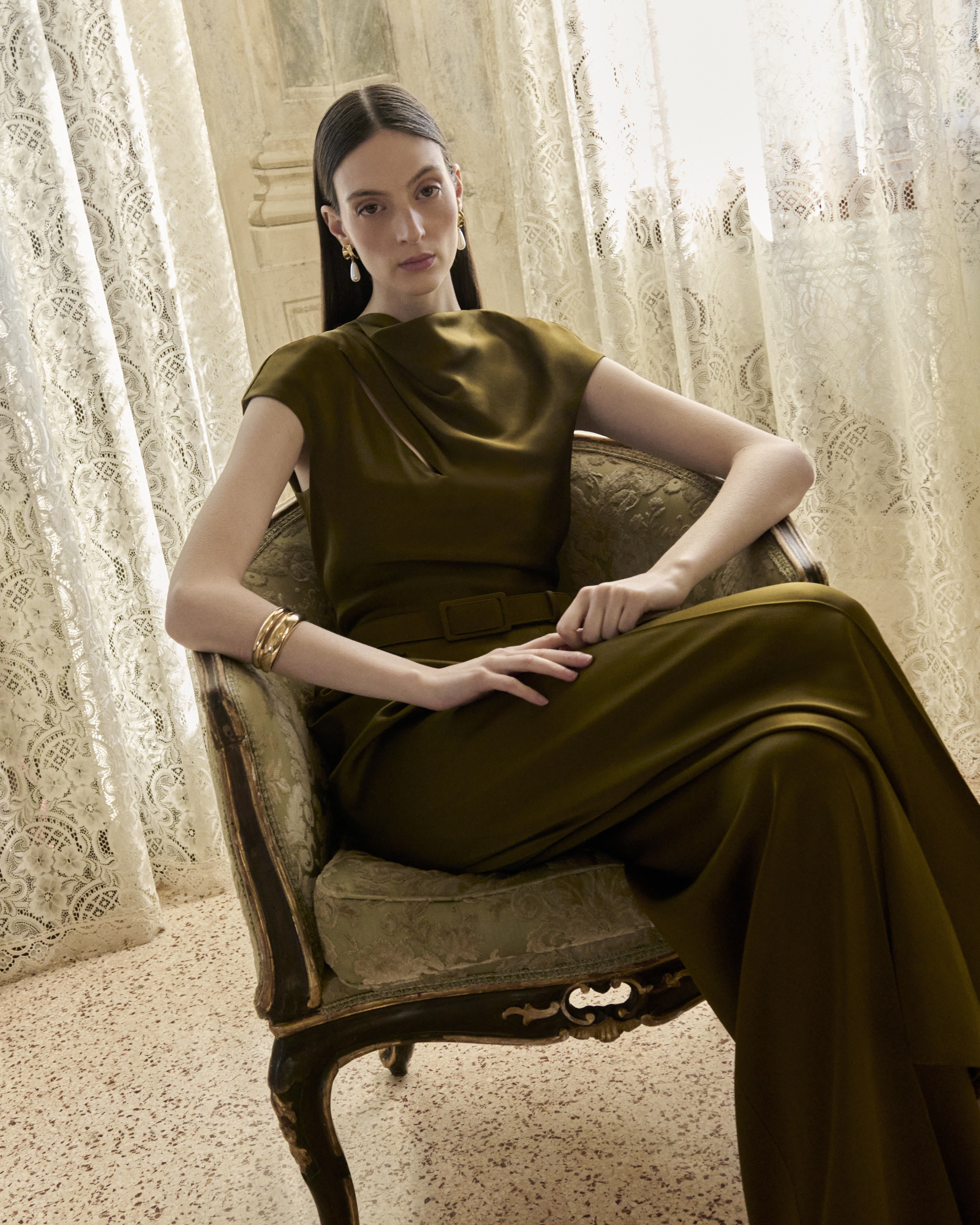 Ispirazioni look per le cerimonie primaverili image