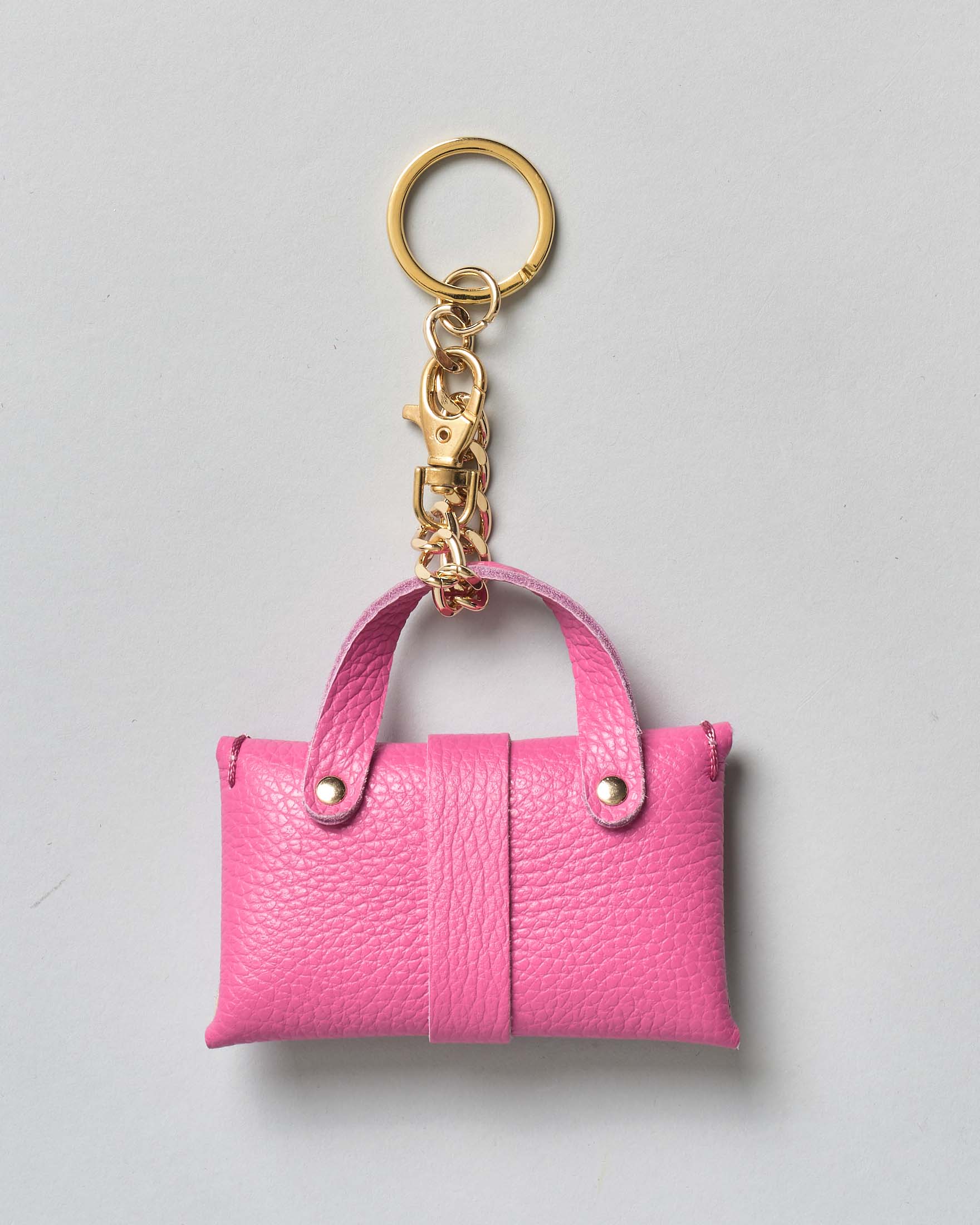 Portachiavi Charm Visonà in pelle color magenta image