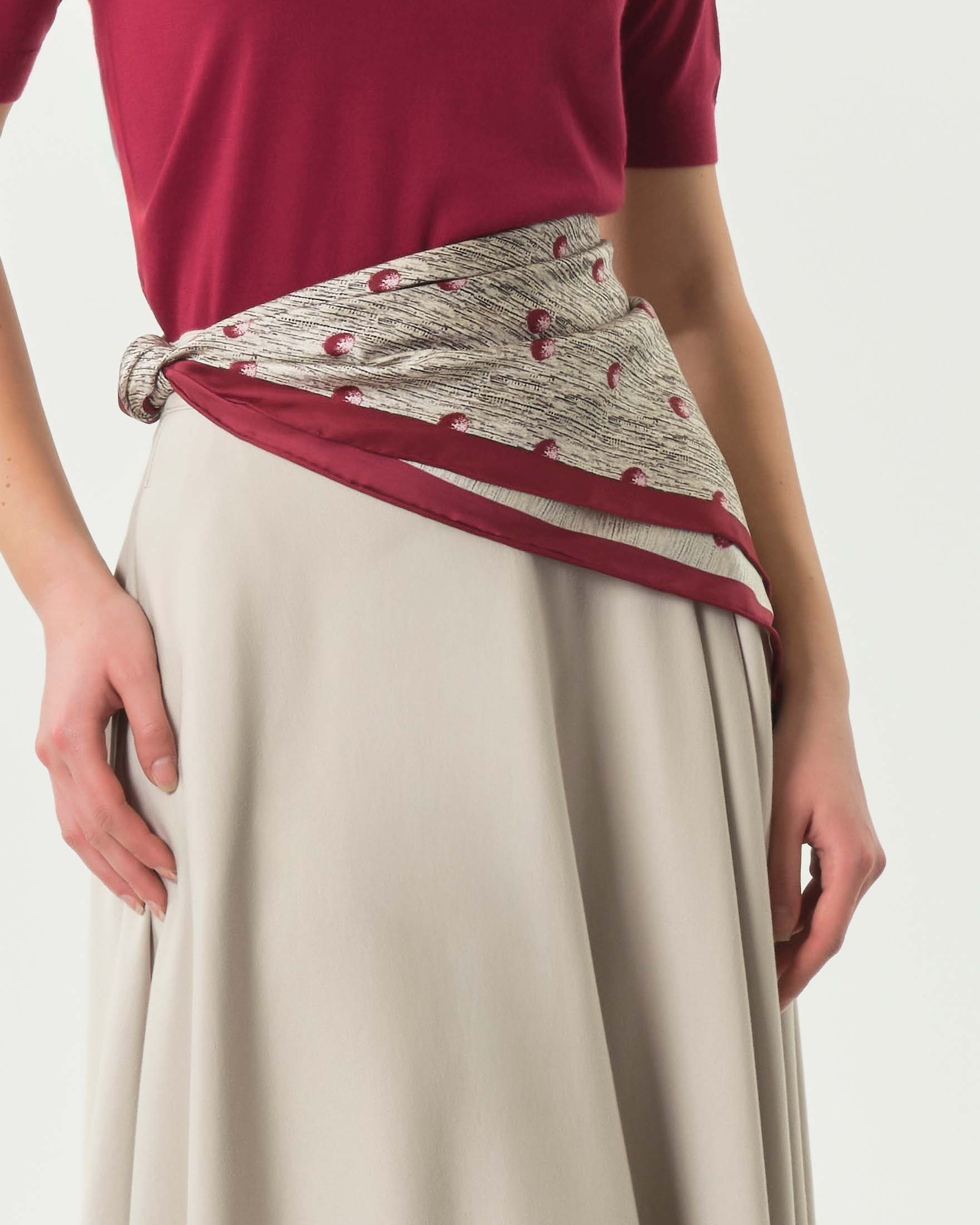 Foulard beige e bordeaux MM Max Mara in twill di seta