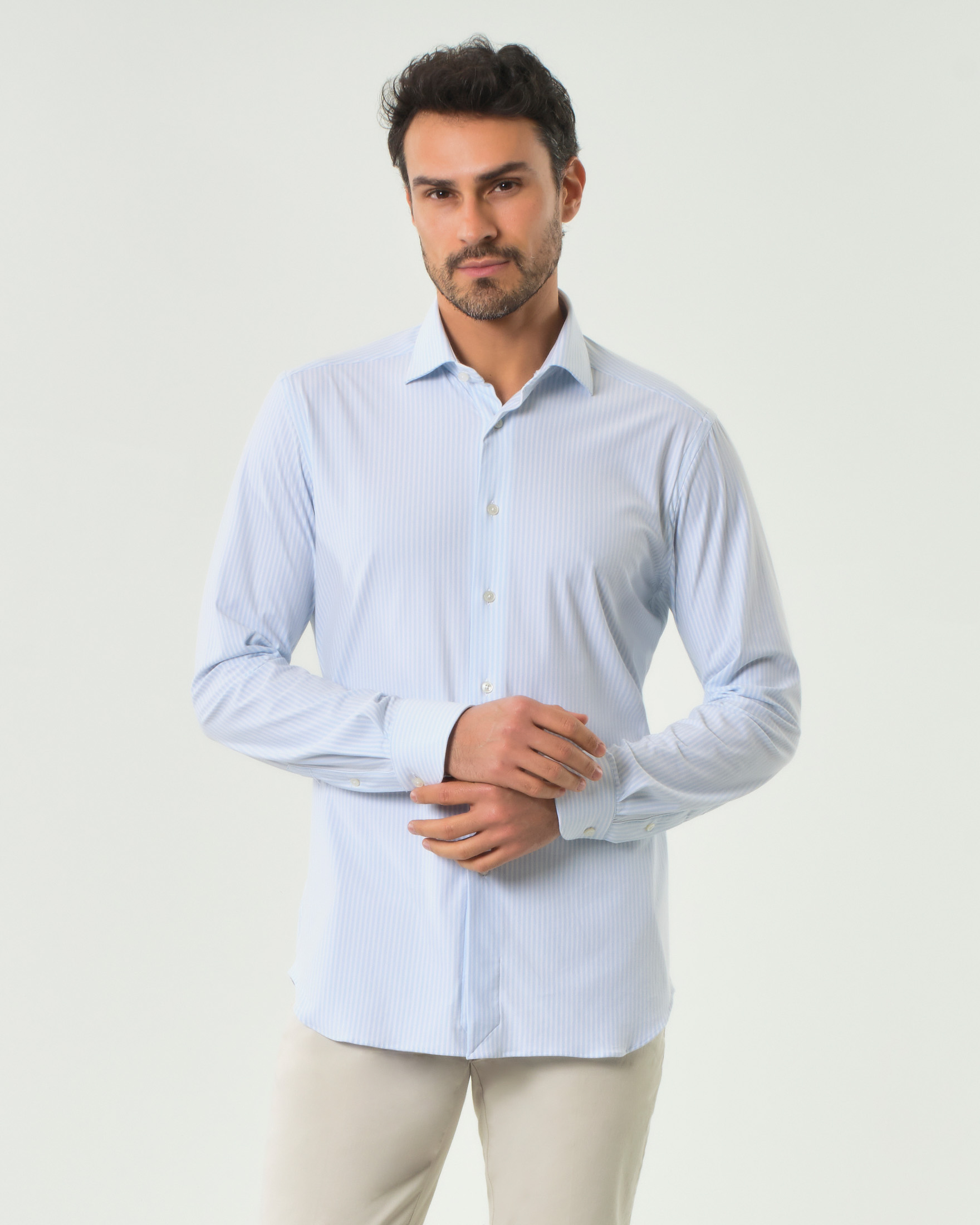 Camicia bastoncino bianco e azzurro in cotone stretch tailor fit