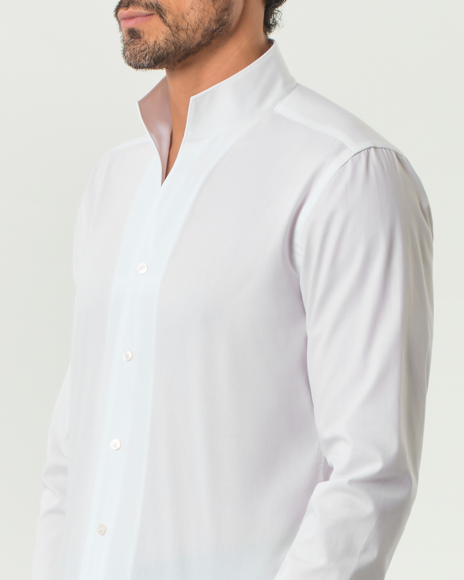 Camicia Xacus in puro cotone micro riga con collo aperto alla coreana image