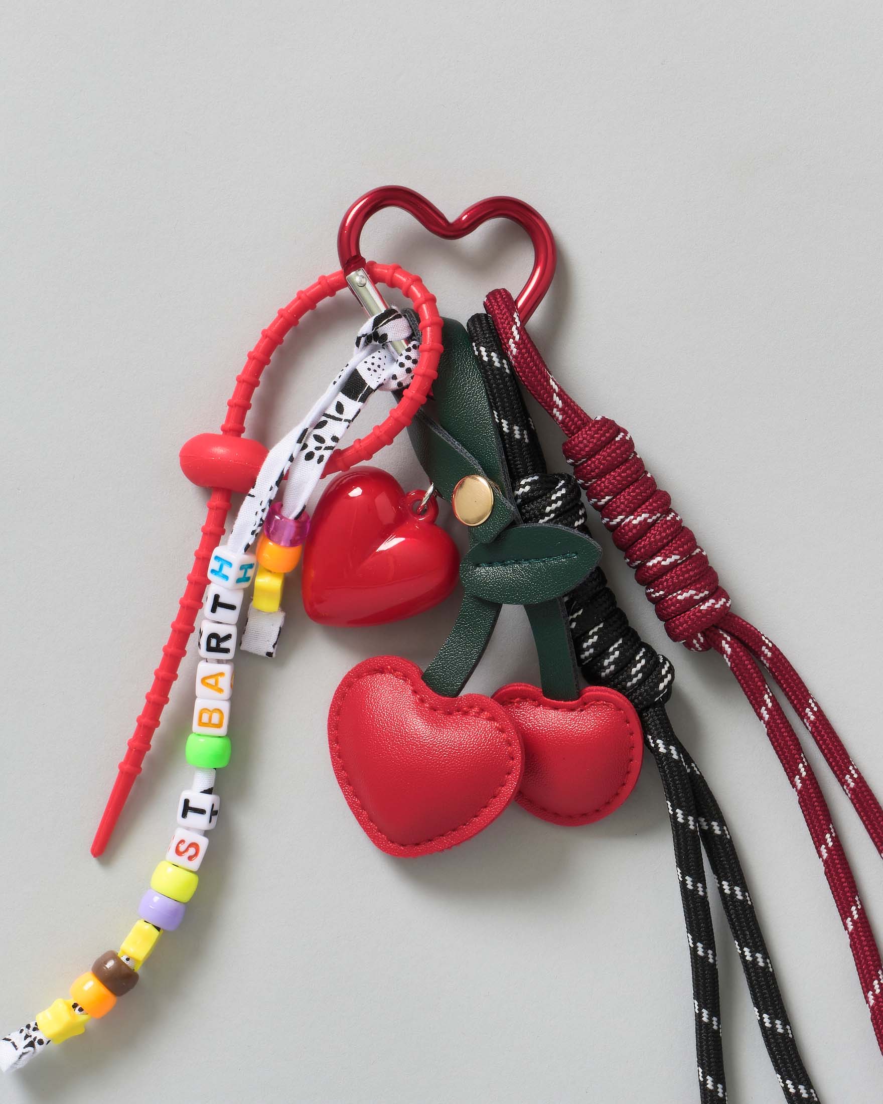 Portachiavi Funny Charm MC2 Saint Barth con ciliegie e cuore rosso image