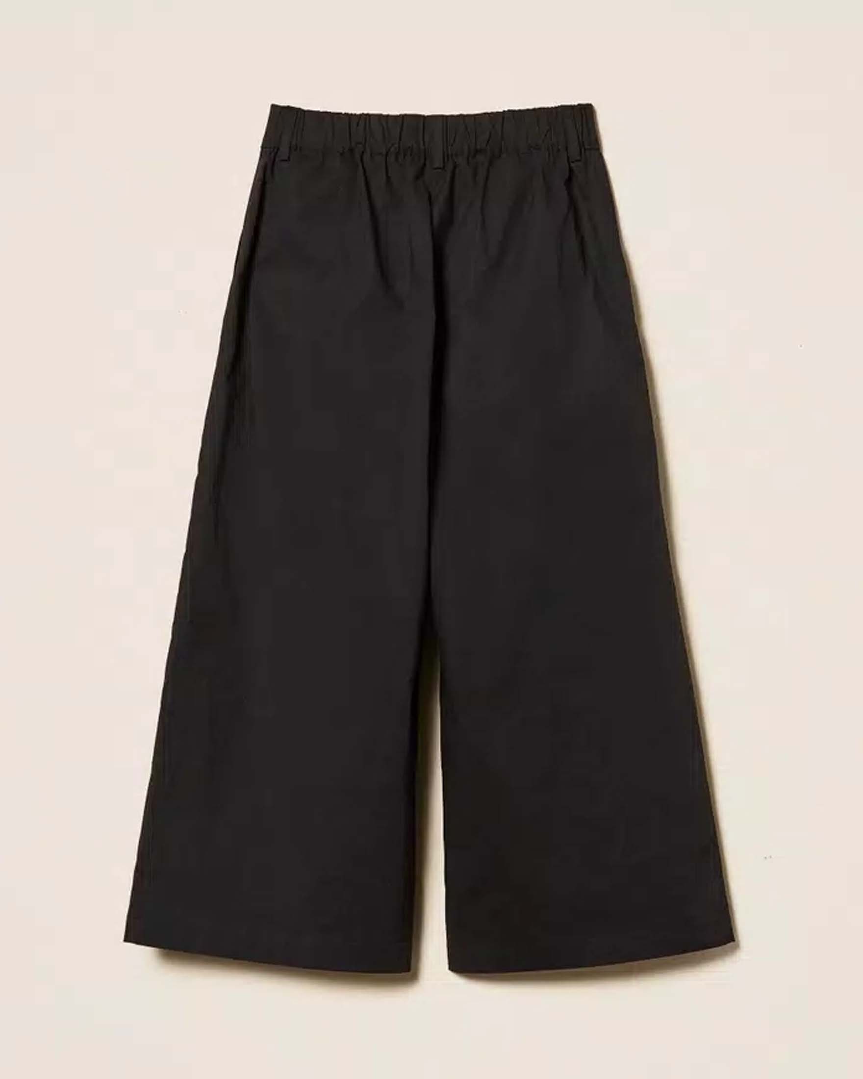 Pantalone cropped nero Twinset in popeline con borchie image