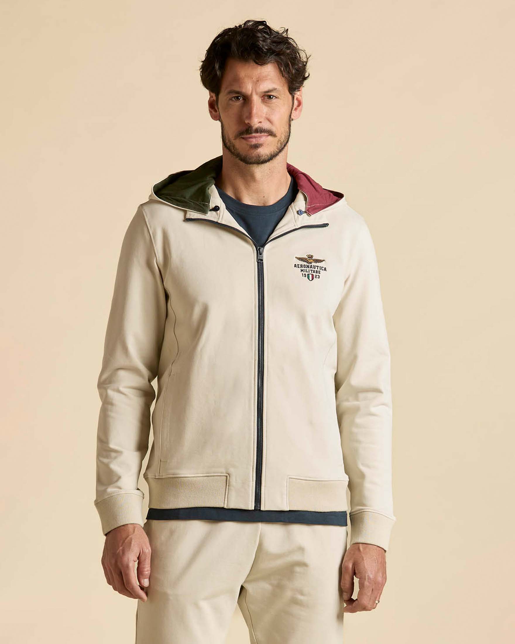 Felpa Aeronautica Militare panna in cotone stretch con cappuccio staccabile chiusura zip e ricamo Frecce Tricolori