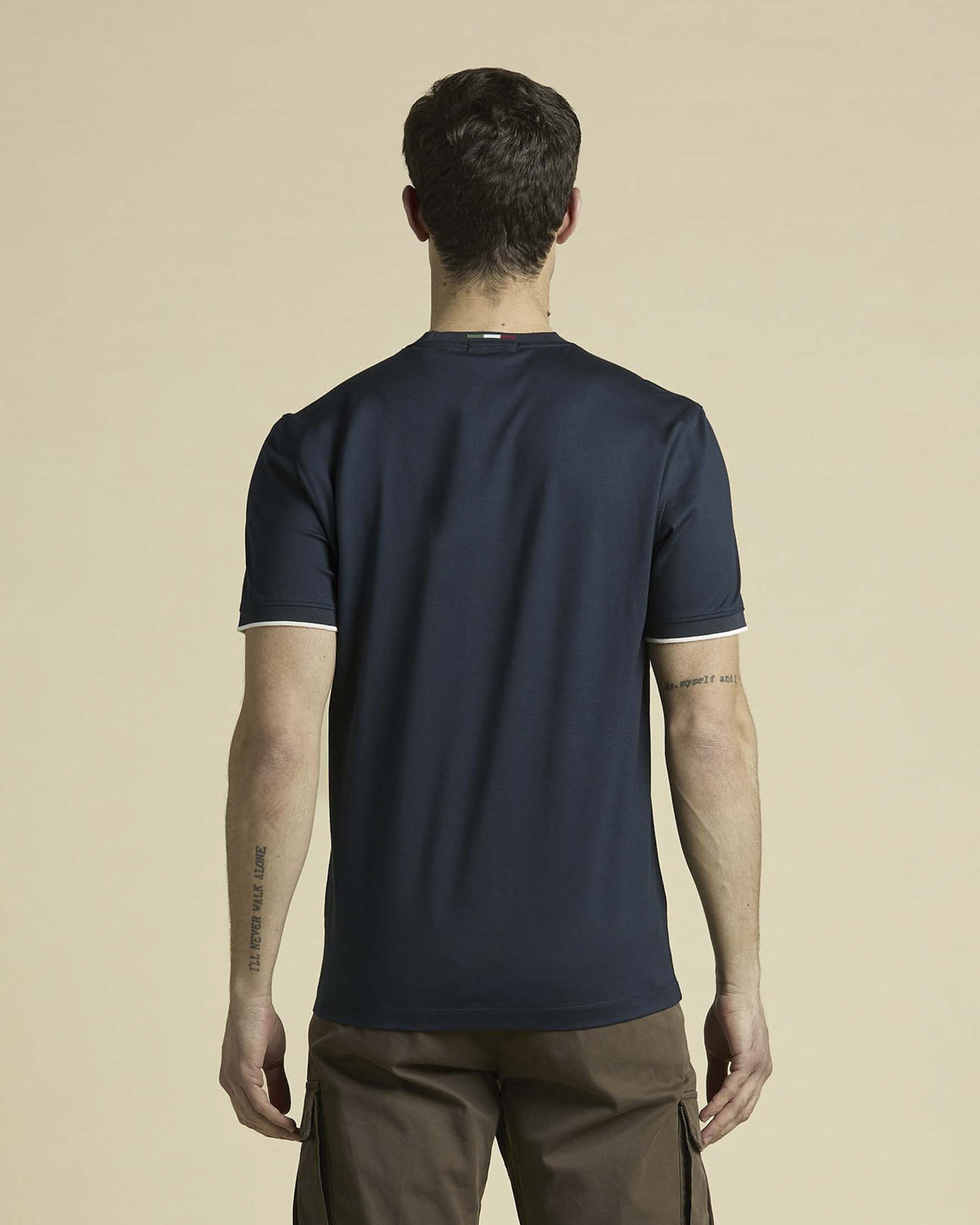 T-shirt Aeronautica Militare blu mezza manica in puro cotone mercerizzato con bordino bianco image