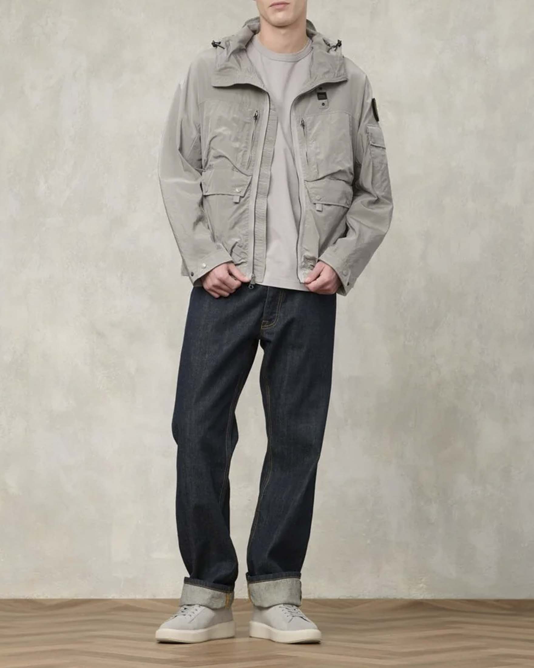 Giubbino Ricker in nylon grigio cangiante con cappuccio e maniche raglan