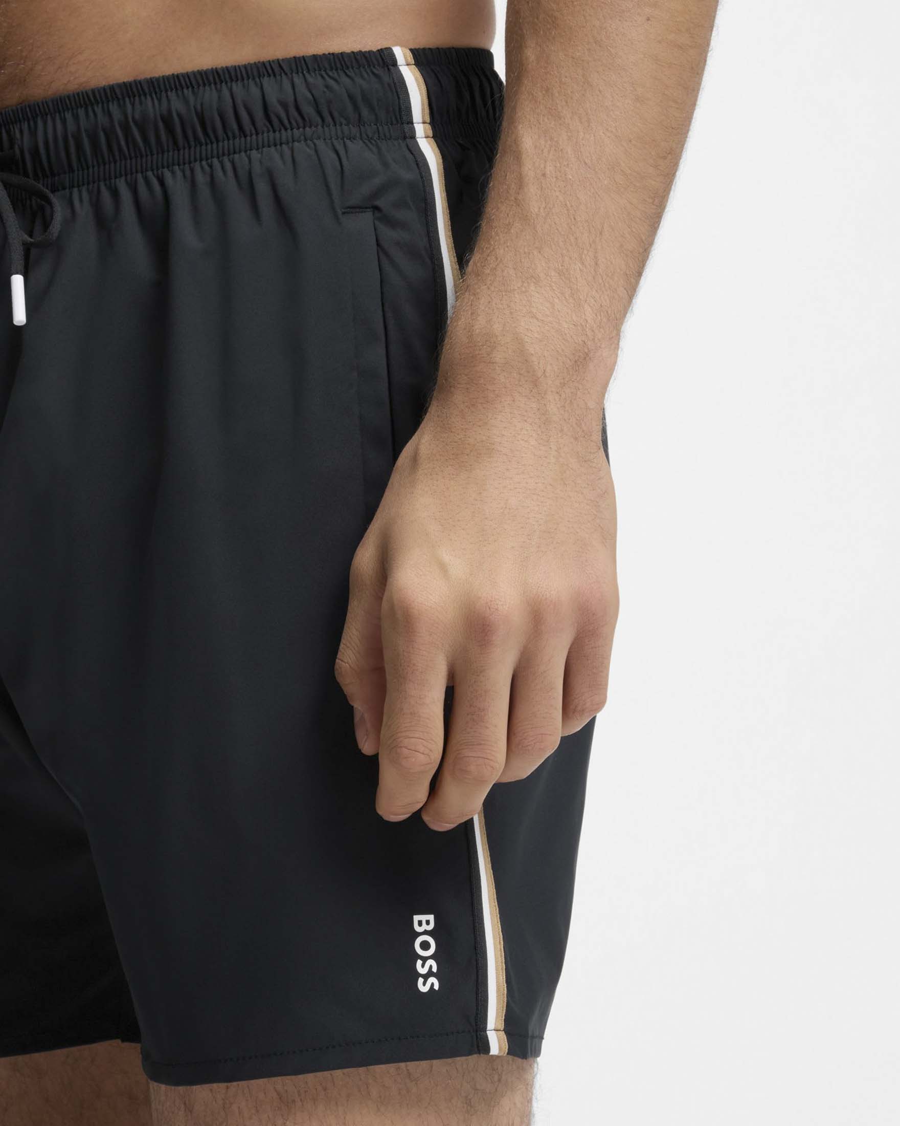 Boxer mare nero con banda tricolore a lato