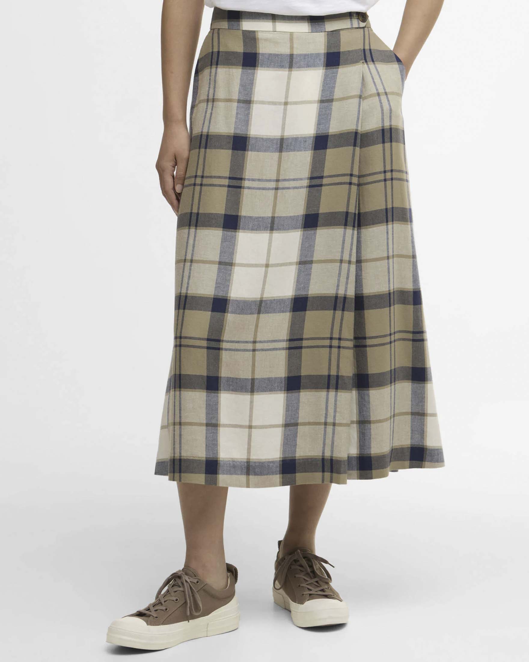 Gonna midi svasata Ballina Barbour beige con motivo tartan all-over image
