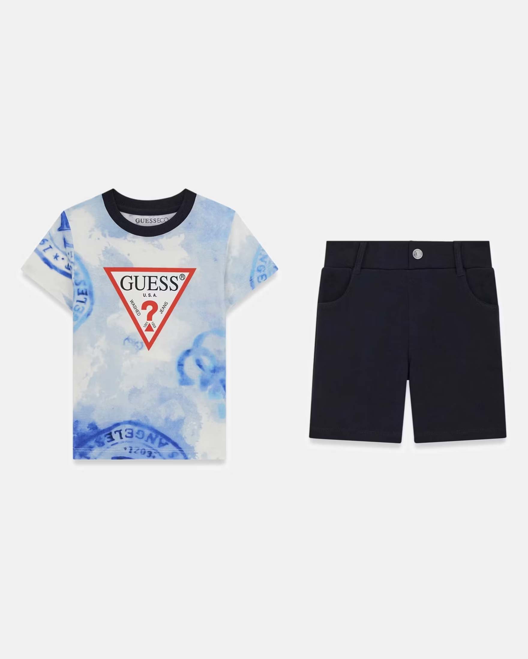 Completo con T-shirt e pantaloncini Guess blu in cotone con stampa logo