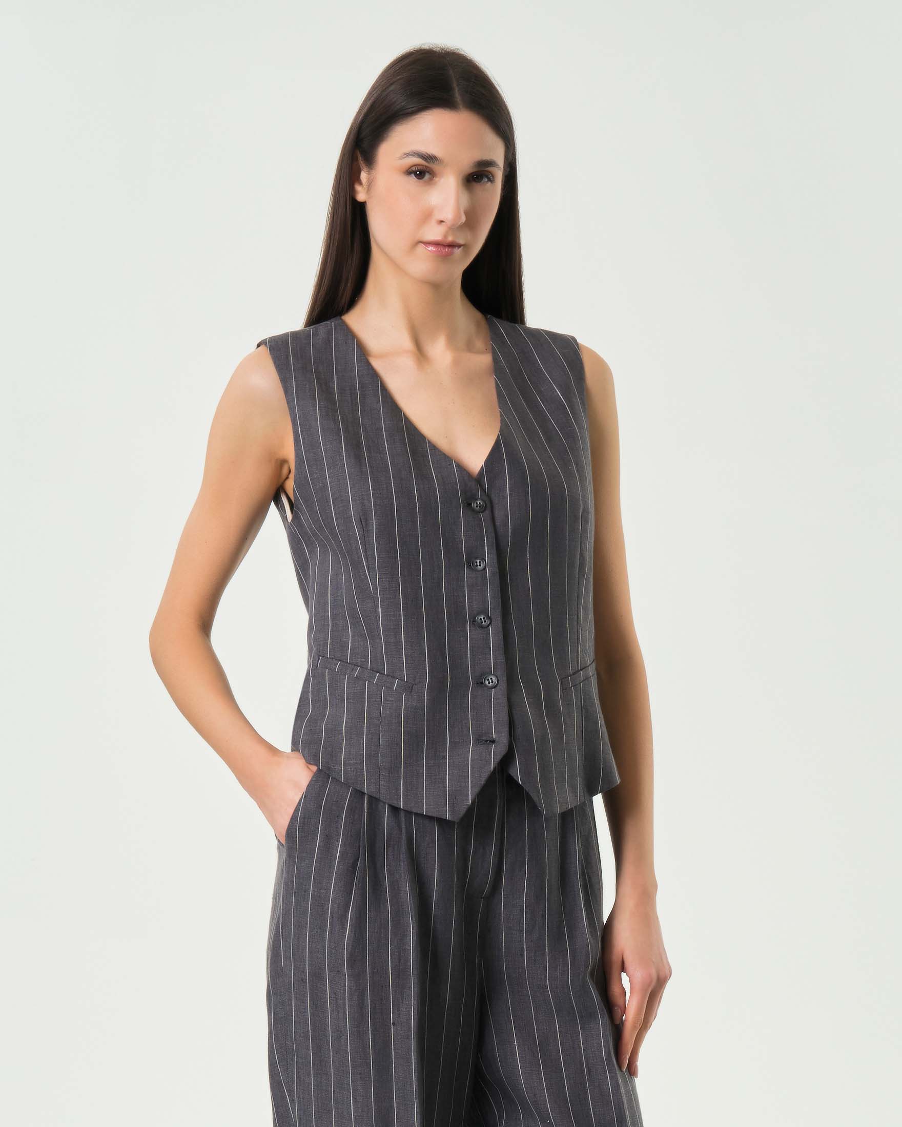 Gilet monopetto gessato color antracite in lino
