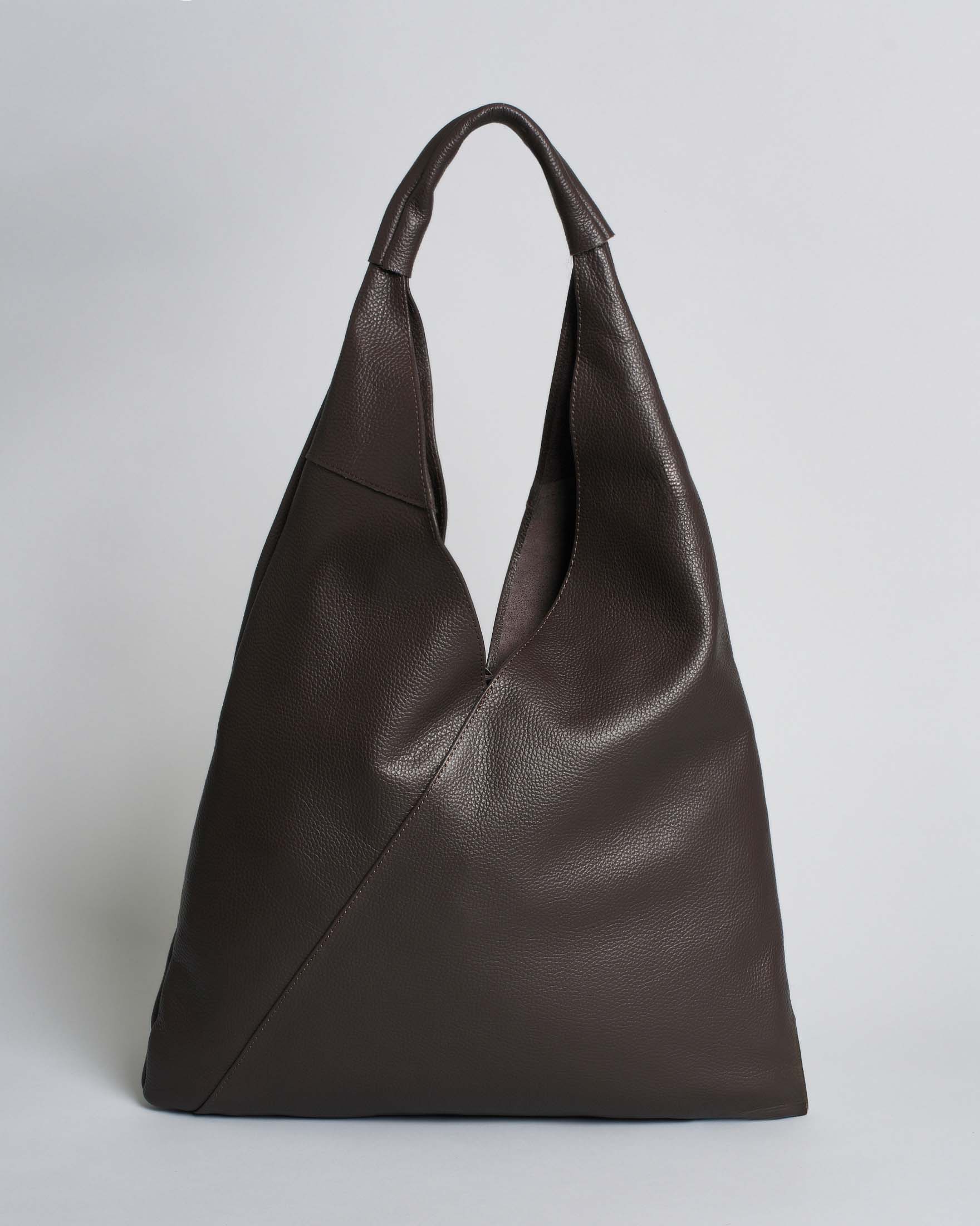 Hlo! — Tote bag grande squadrata Hlo! in pelle martellata color moro con pochette e laccio di chiusura