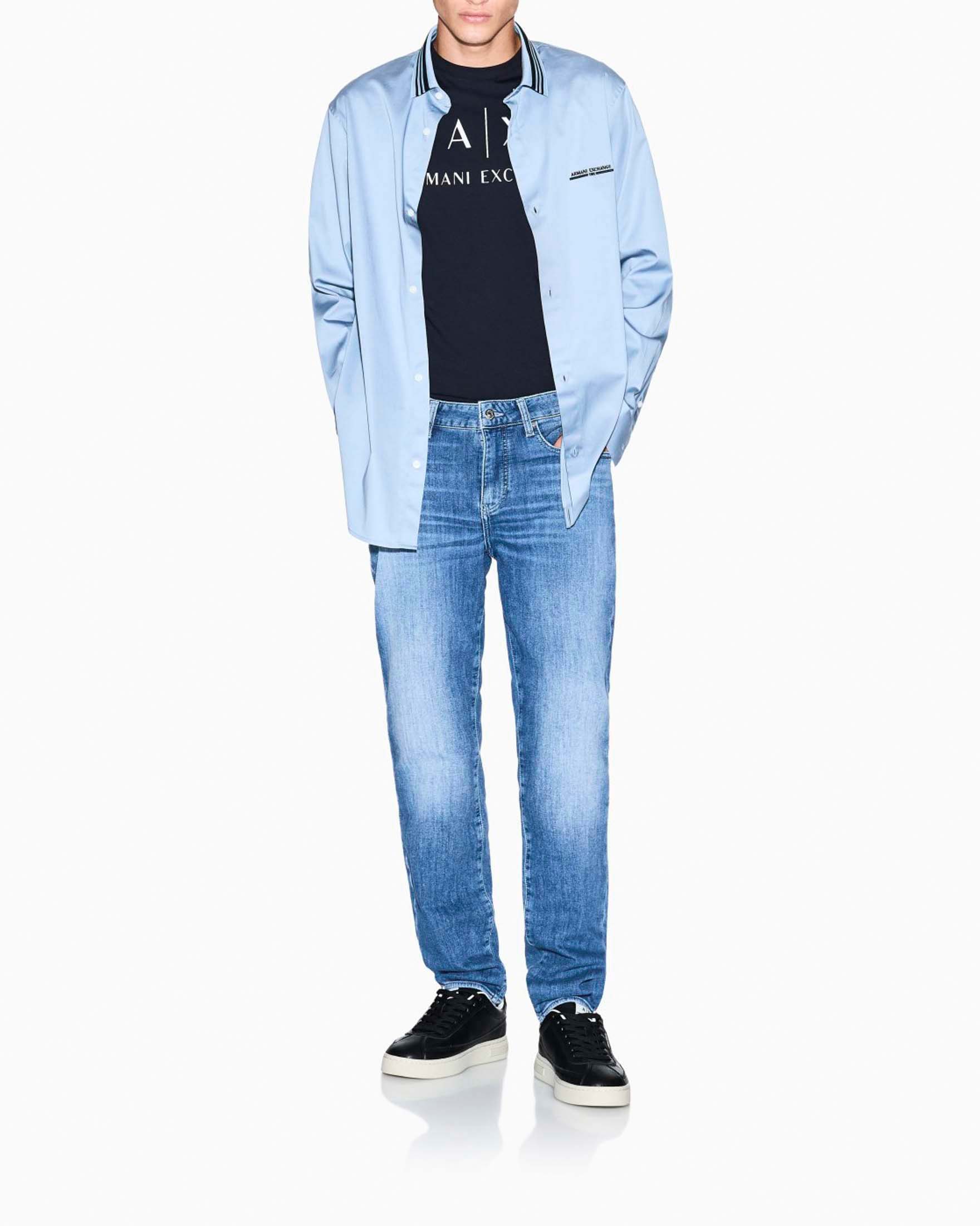 Jeans slim Armani Exchange lavaggio chiaro stone washed in misto cotone elasticizzato
