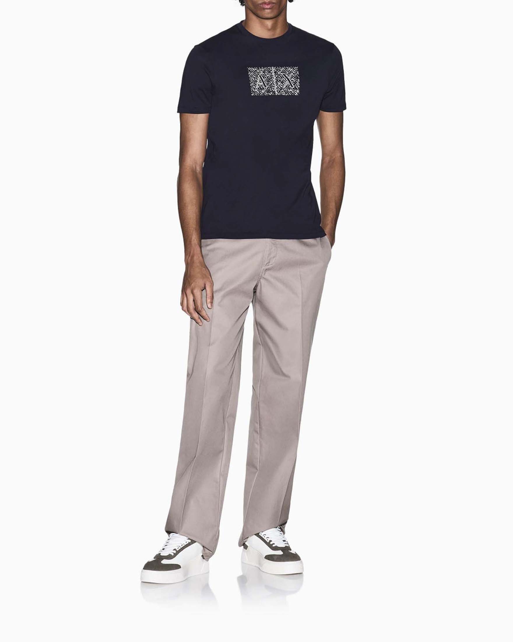 Armani Exchange — T-shirt Armani Exchange blu navy in cotone con stampa geometrica e logo