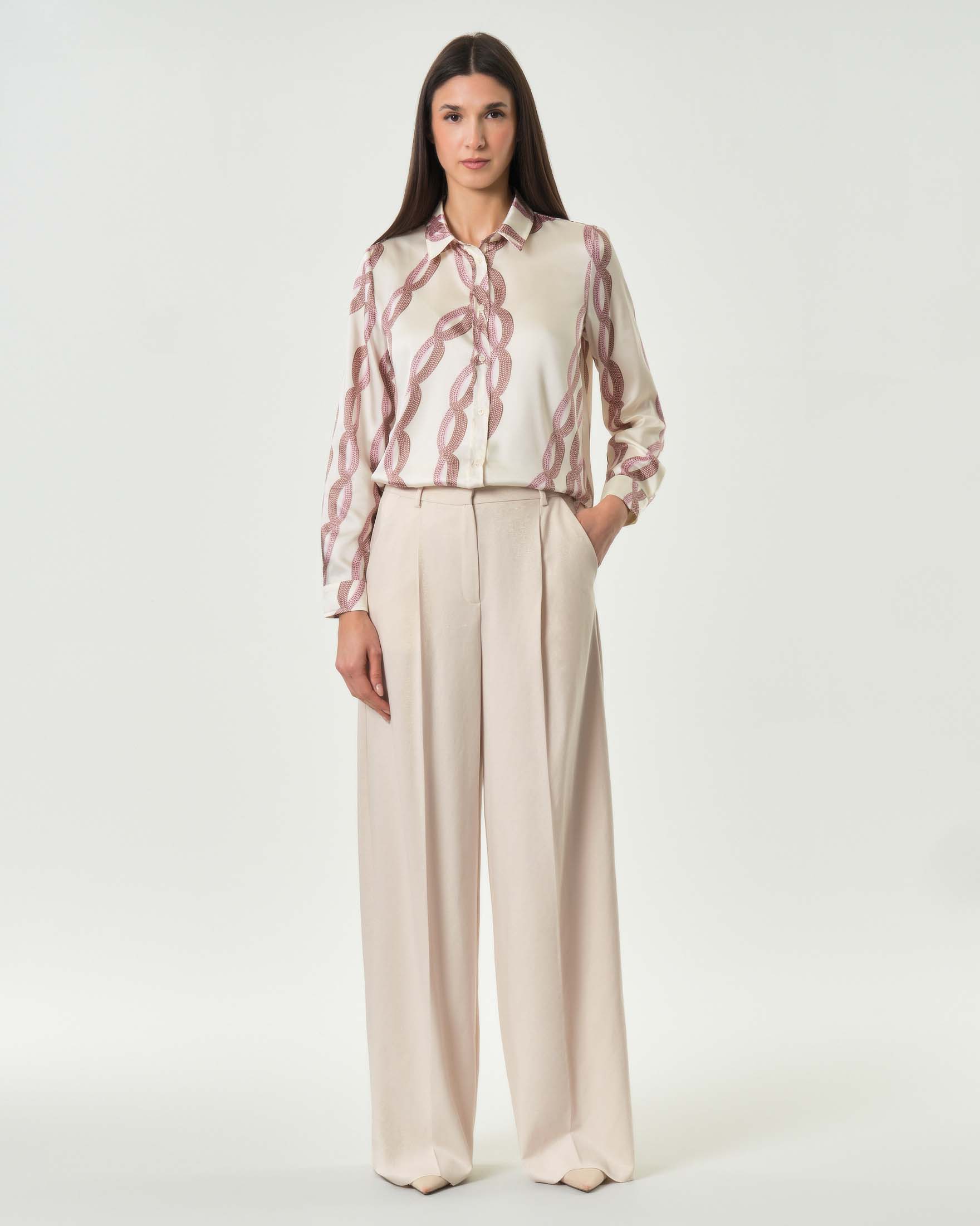 Pantalone color avorio ampio in viscosa con lamè con piega