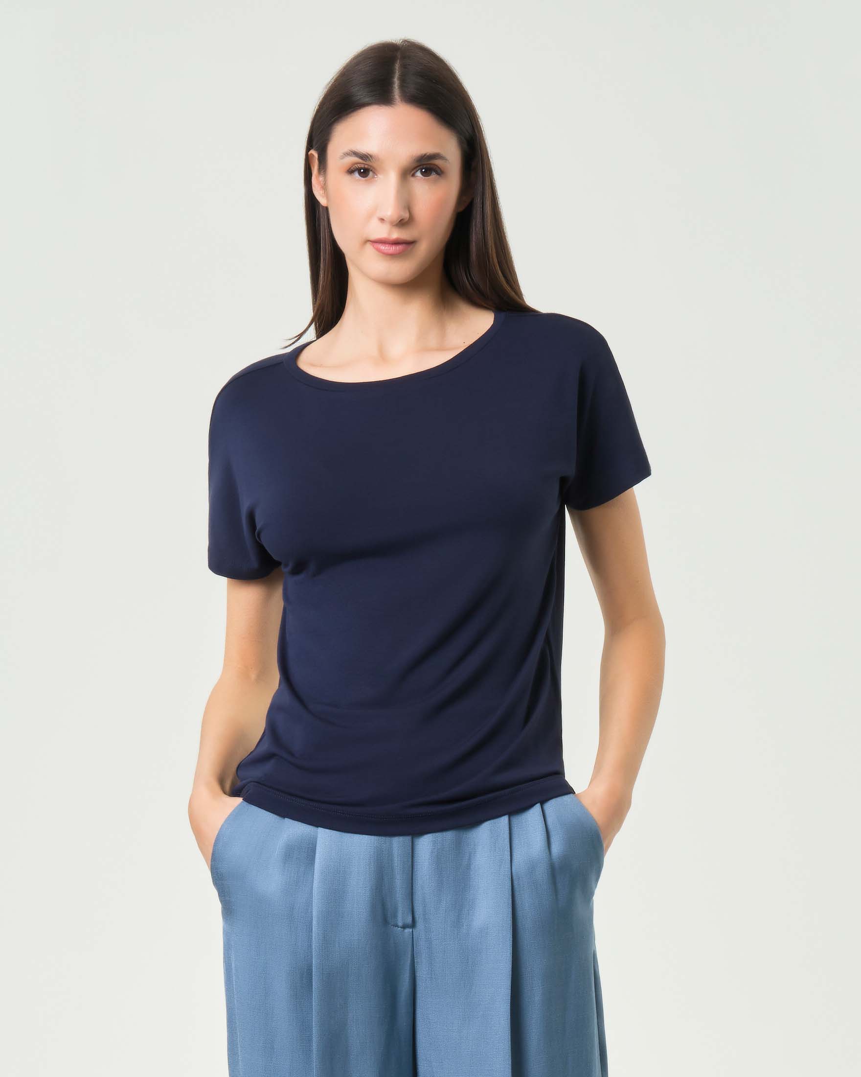 T-shirt a maniche corte blu in jersey stretch