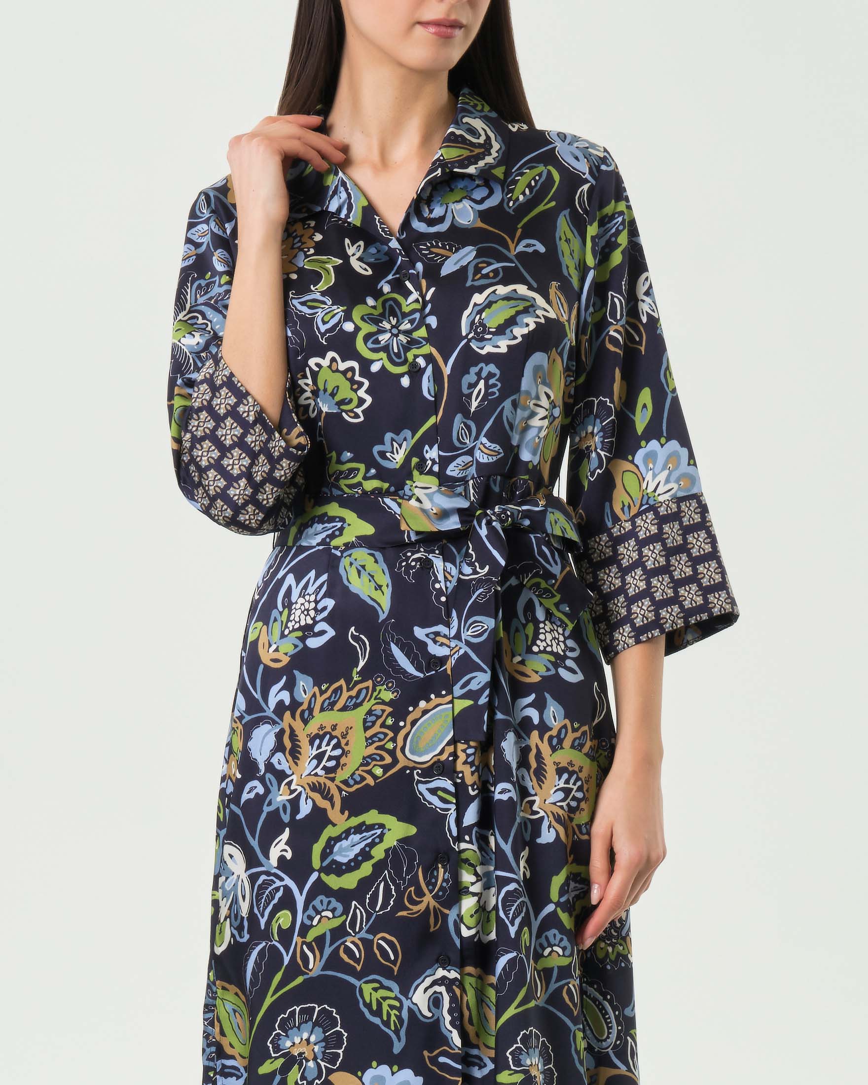 Chemisier blu con maniche a tre quarti Emme Marella a fantasia floreale e motivi paisley image