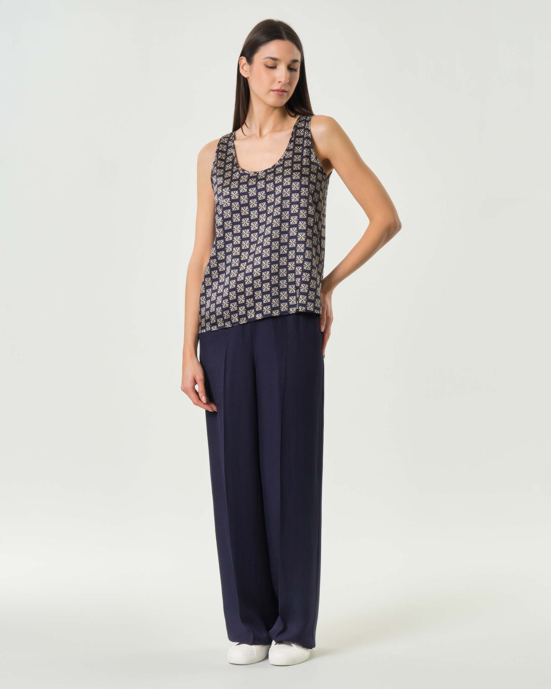 Canotta svasata blu Emme Marella in twill stampato a fantasia geometrica image