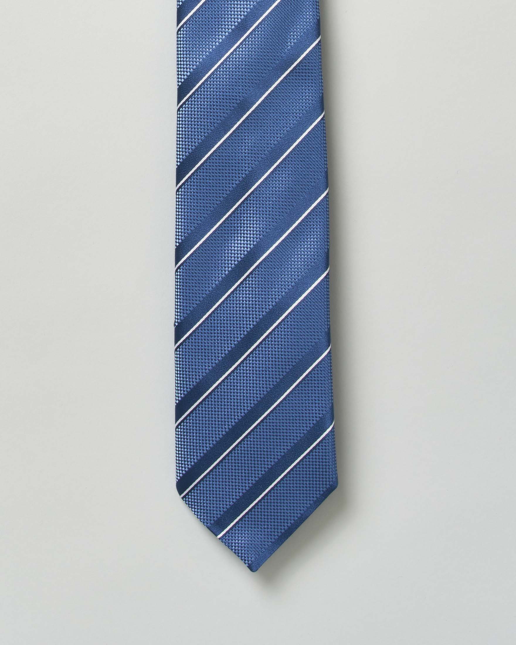 Cravatta Boss regimental blu indaco in pura seta image