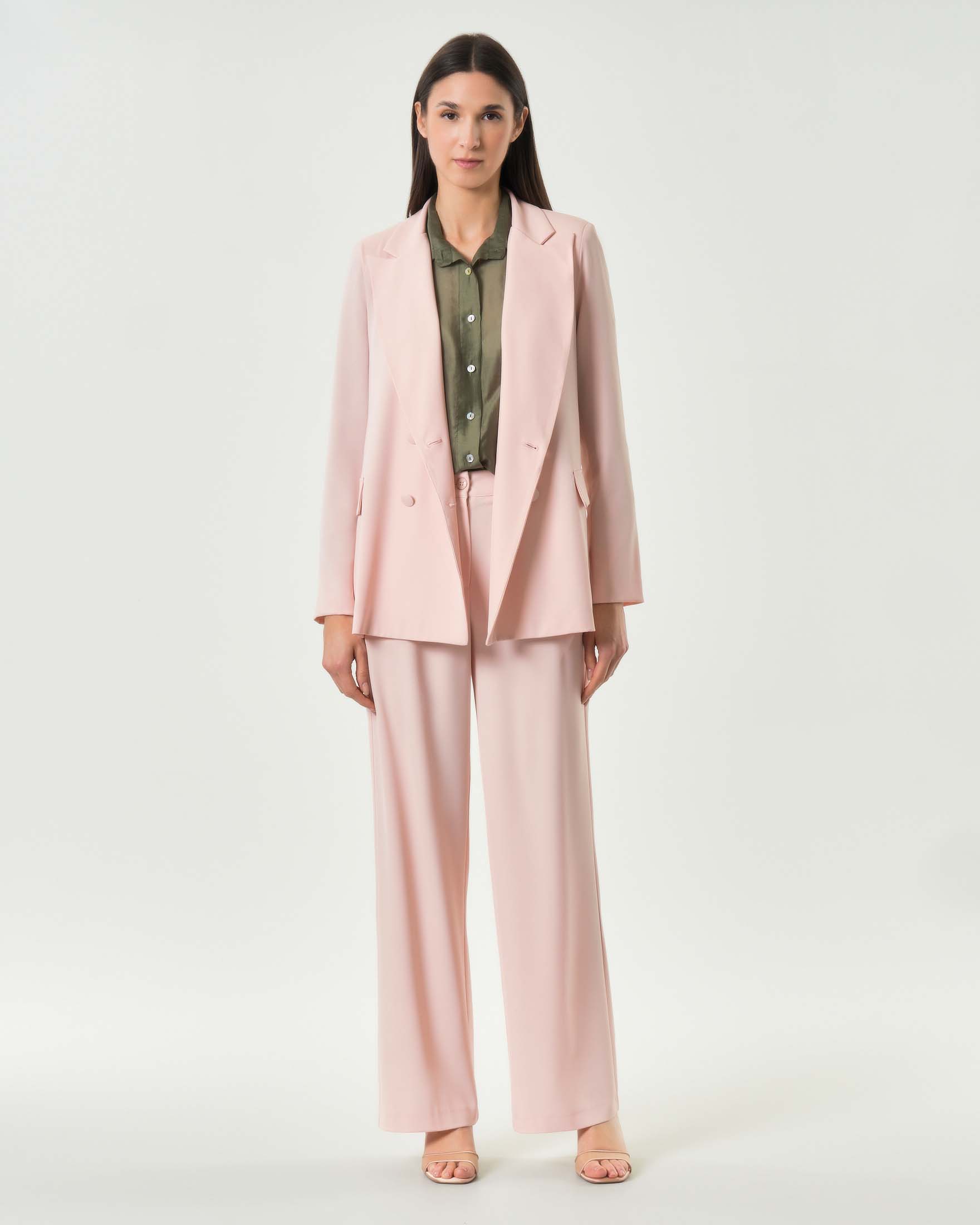 Pantaloni color cipria in crèpe effetto fluido con pinces in vita