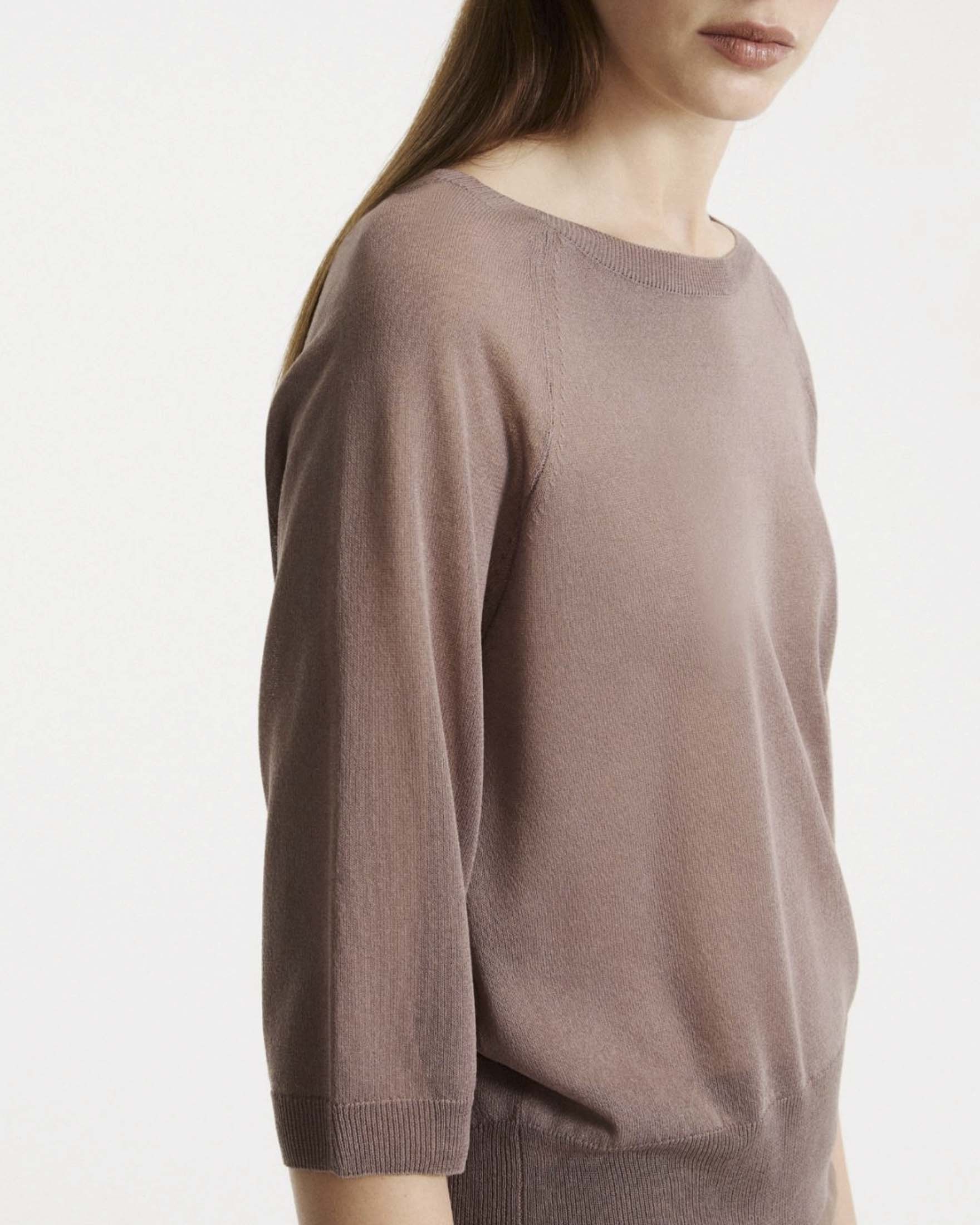 Maglia color moro Marella Monochrome in viscosa con maniche reglan e maniche tre quarti