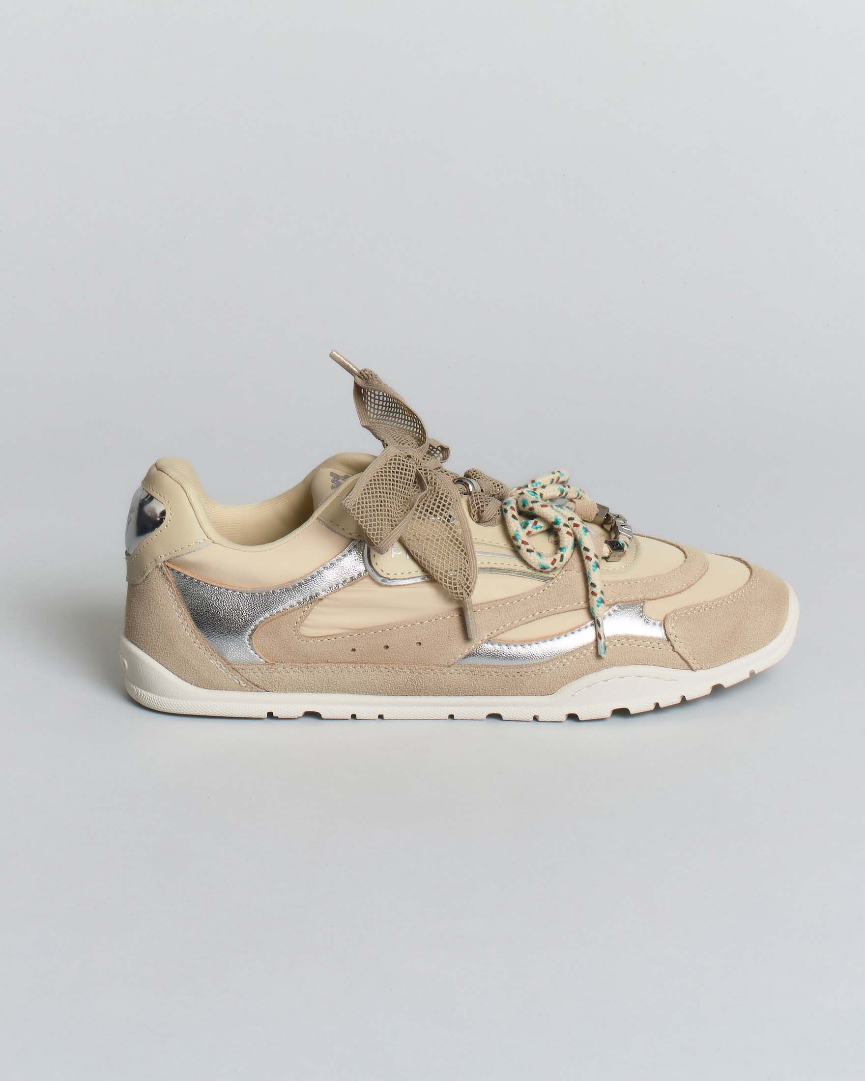 Sneakers Yulia beige con lacci doppi e applicazioni