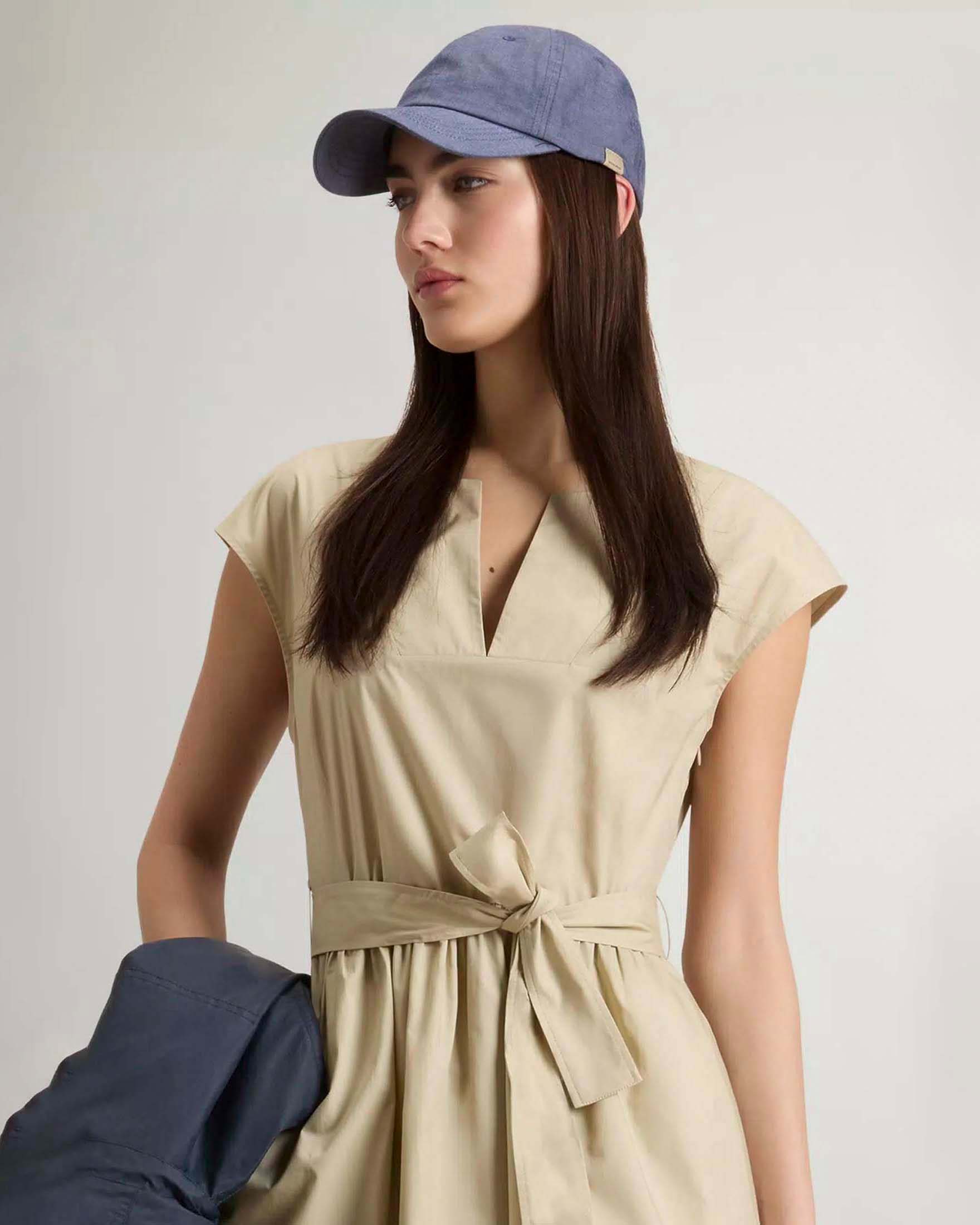 Abito midi Woolrich beige in popeline di cotone con cintura image