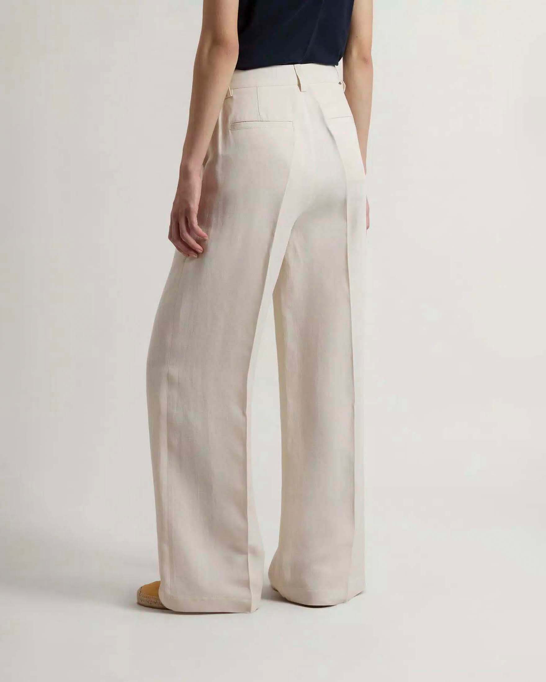 Pantaloni palazzo Woolrich gialli a vita alta in misto lyocell image