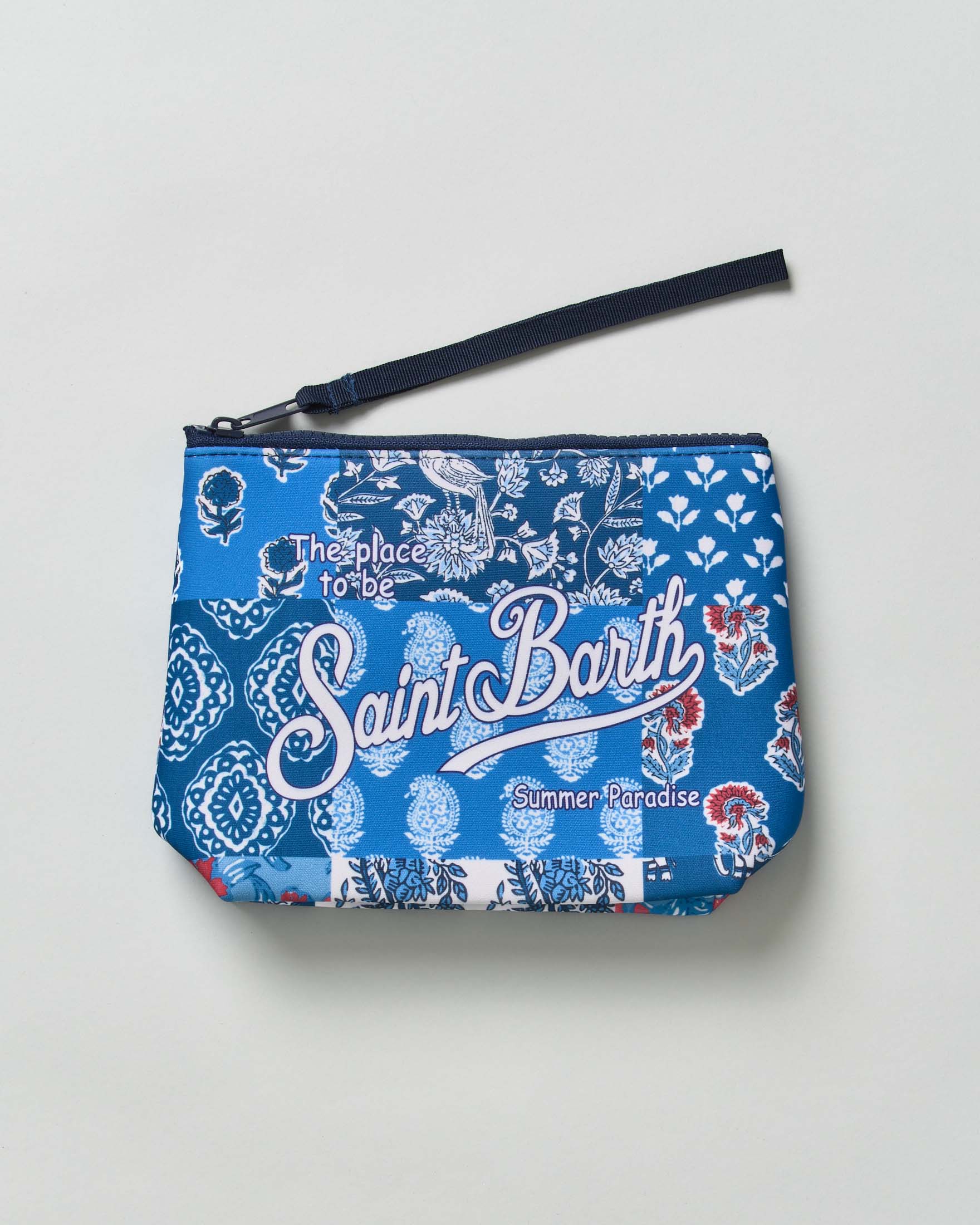 Pochette Aline blu royal in neoprene con fantasia patchwork