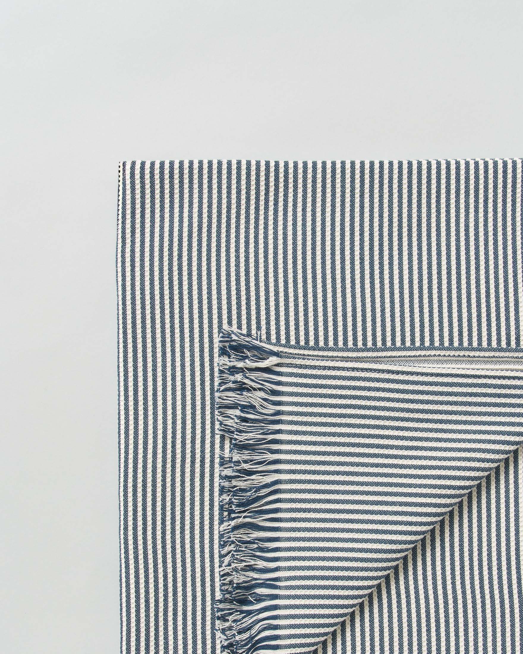 Telo mare MC2 Saint Barth blu in seersucker di cotone image