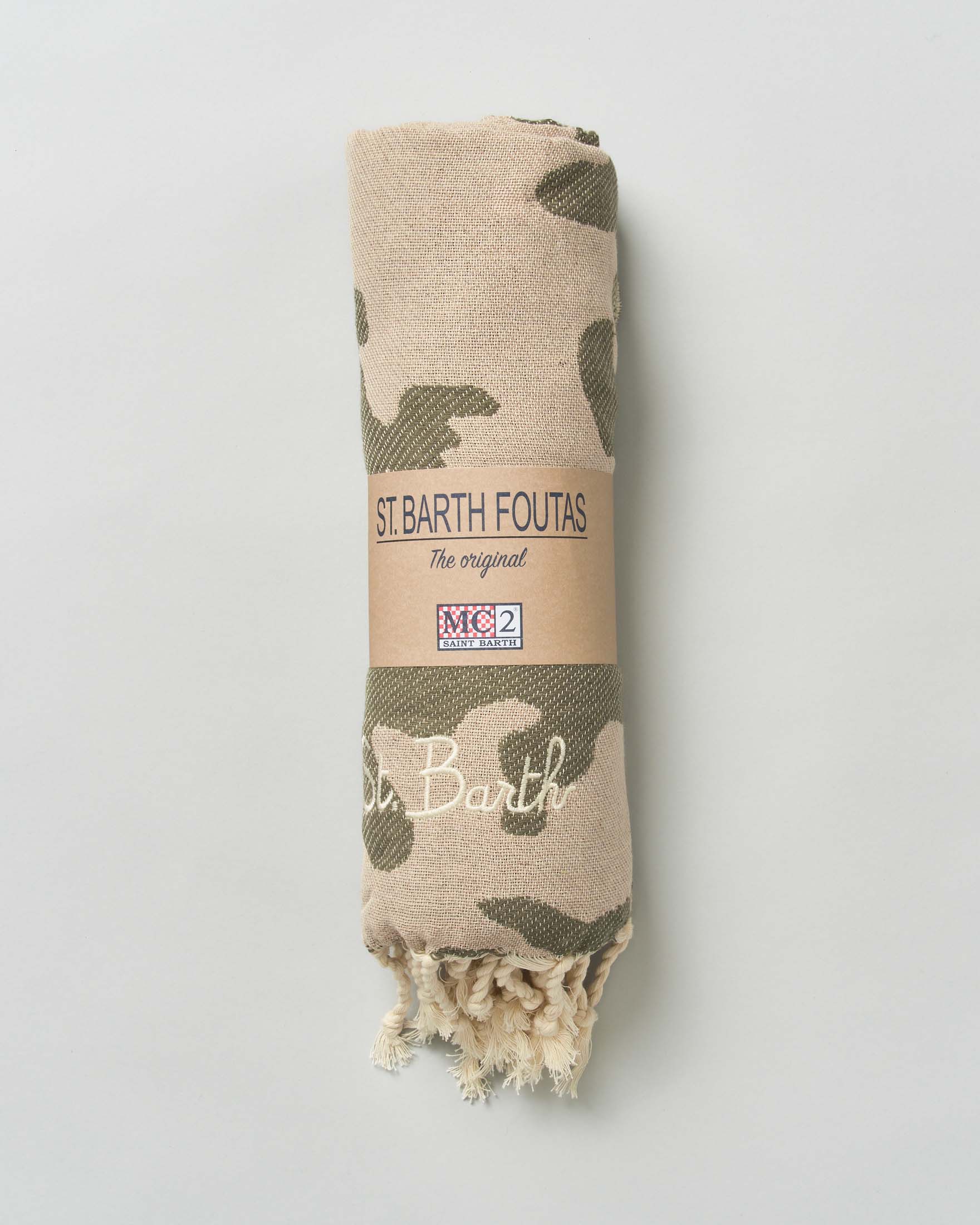 Telo mare MC2 Saint Barth in cotone a fantasia camouflage e scritta logo ricamata