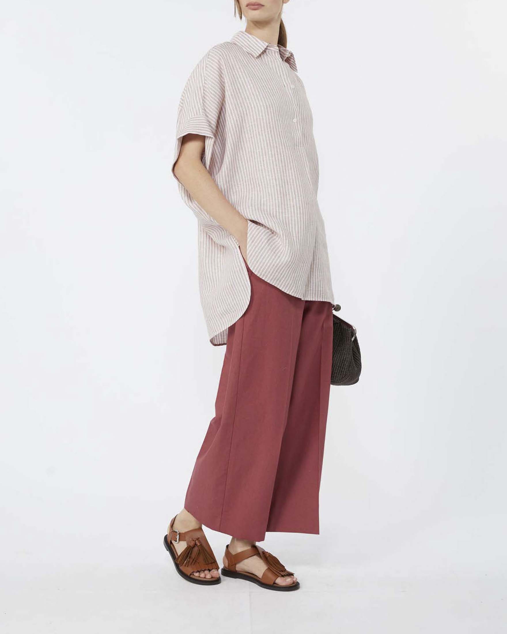 Pantaloni rossi Weekend cropped in leggero twill di cotone e lino lavato