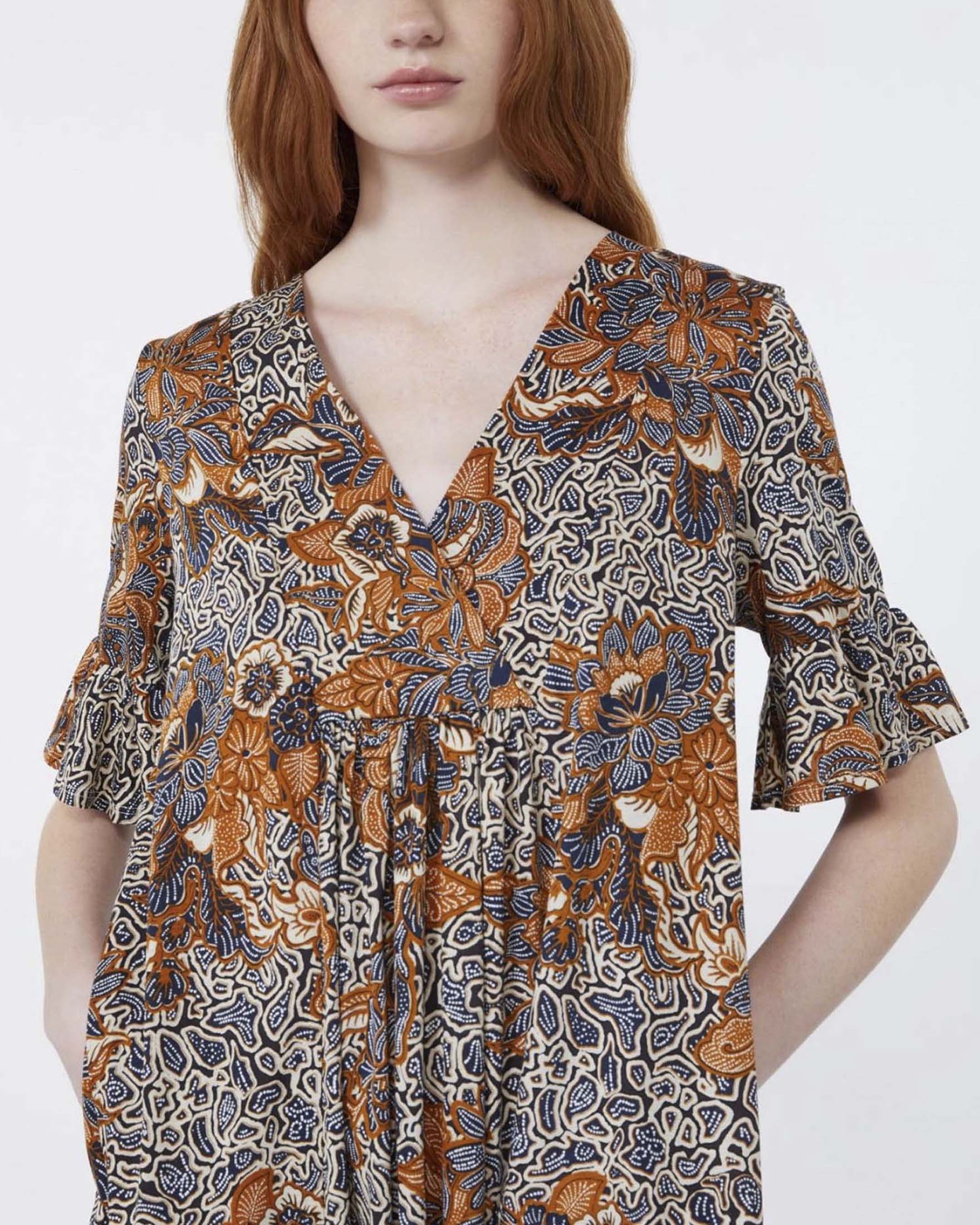 Abito corto kaftano Weekend Max Mara blu in cotone con balze e stampa floreale all over image