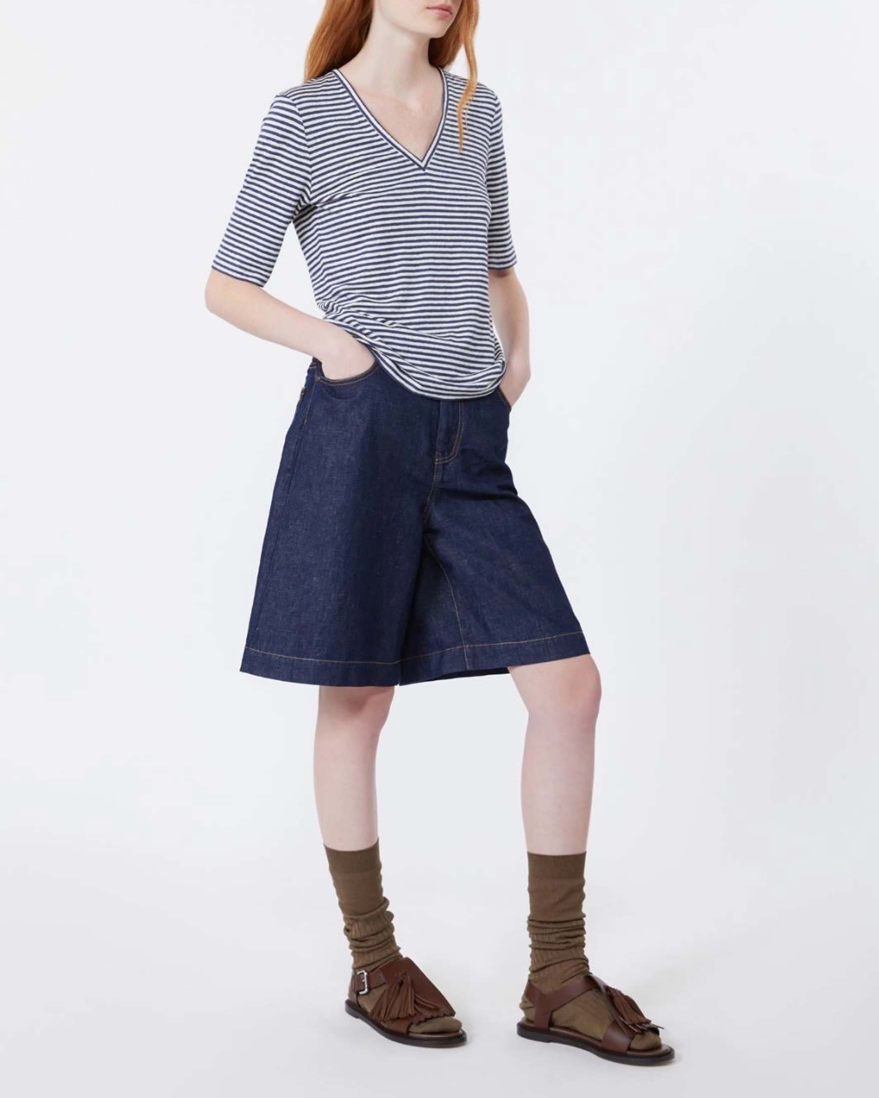 T-shirt maniche corte Weekend Max Mara in lino blu a righe bianche con scollo a V