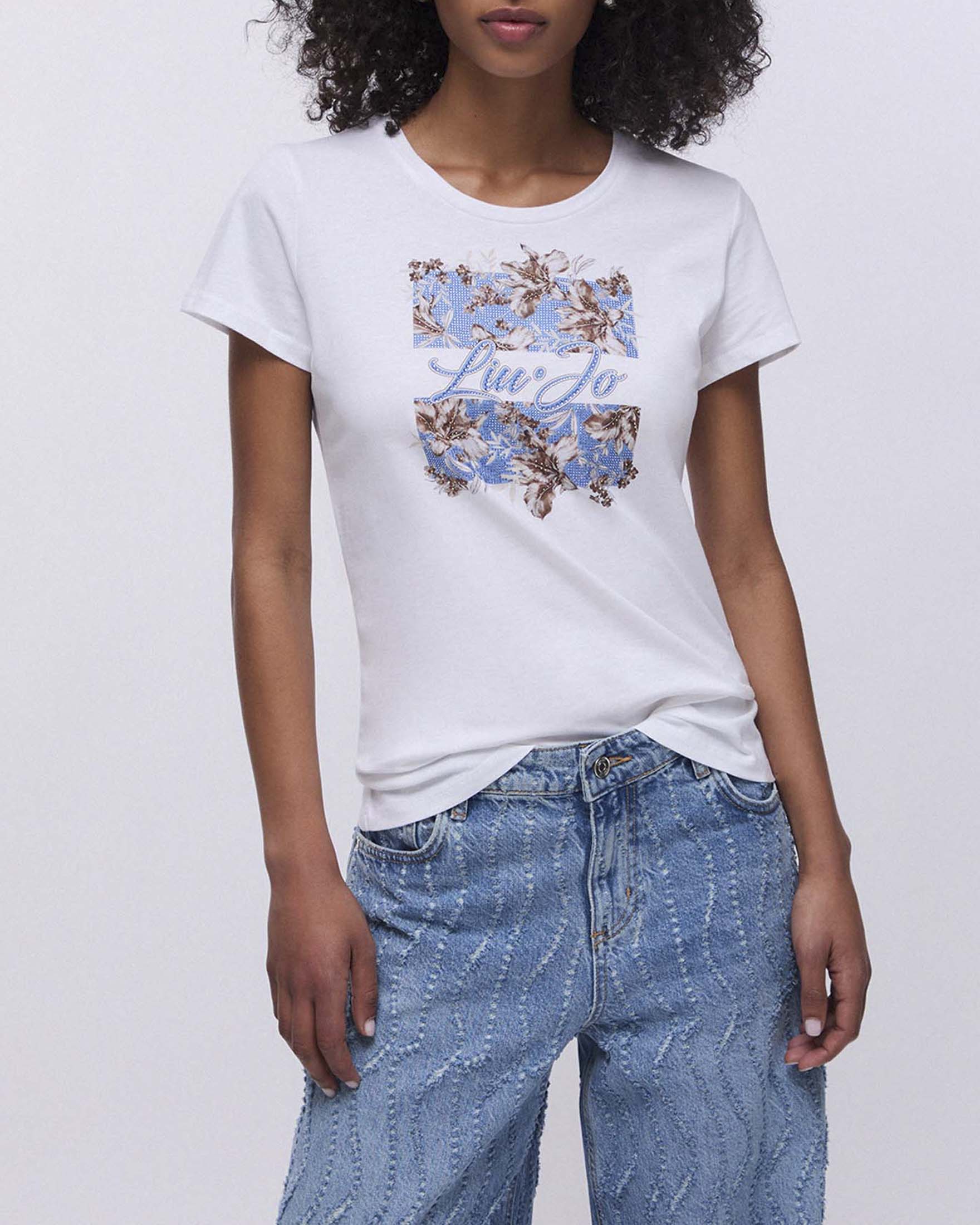 T-shirt con ricamo a mano e logo Donna, Bianco | Milano
