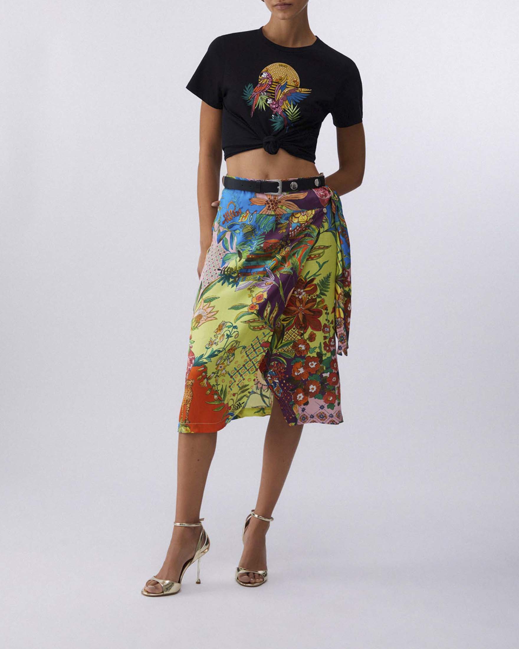 T-shirt Liu Jo nera con stampa pappagallo colorata e strass applicati