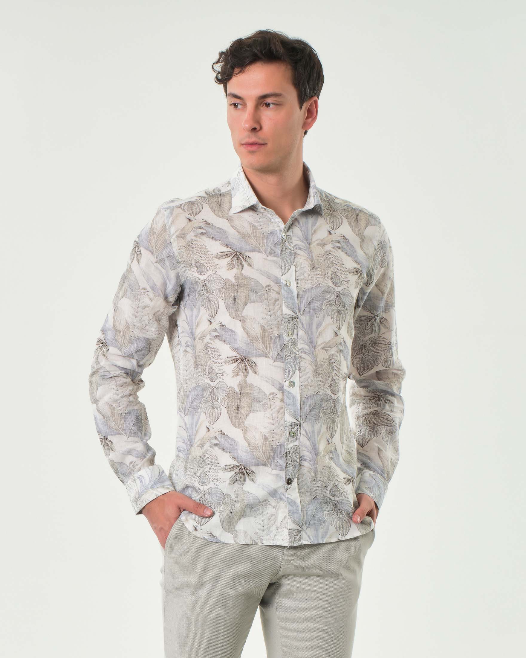 Camicia Alley Docks in misto lino e cotone a fantasia floreale con colletto alla francese