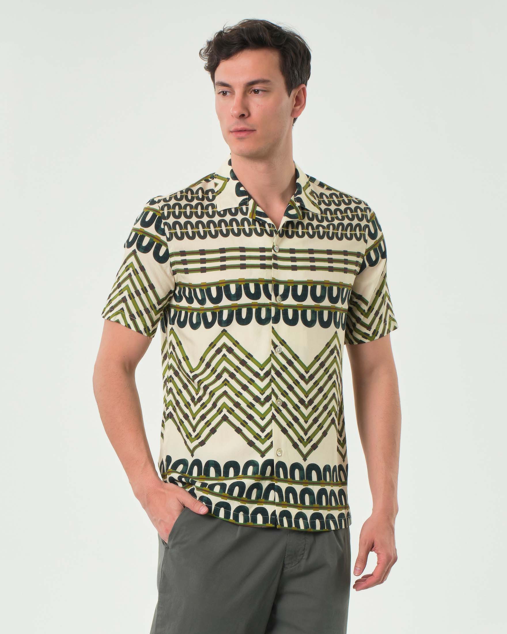 Camicia mezza manica Alley Docks beige in viscosa con fantasia geometrica