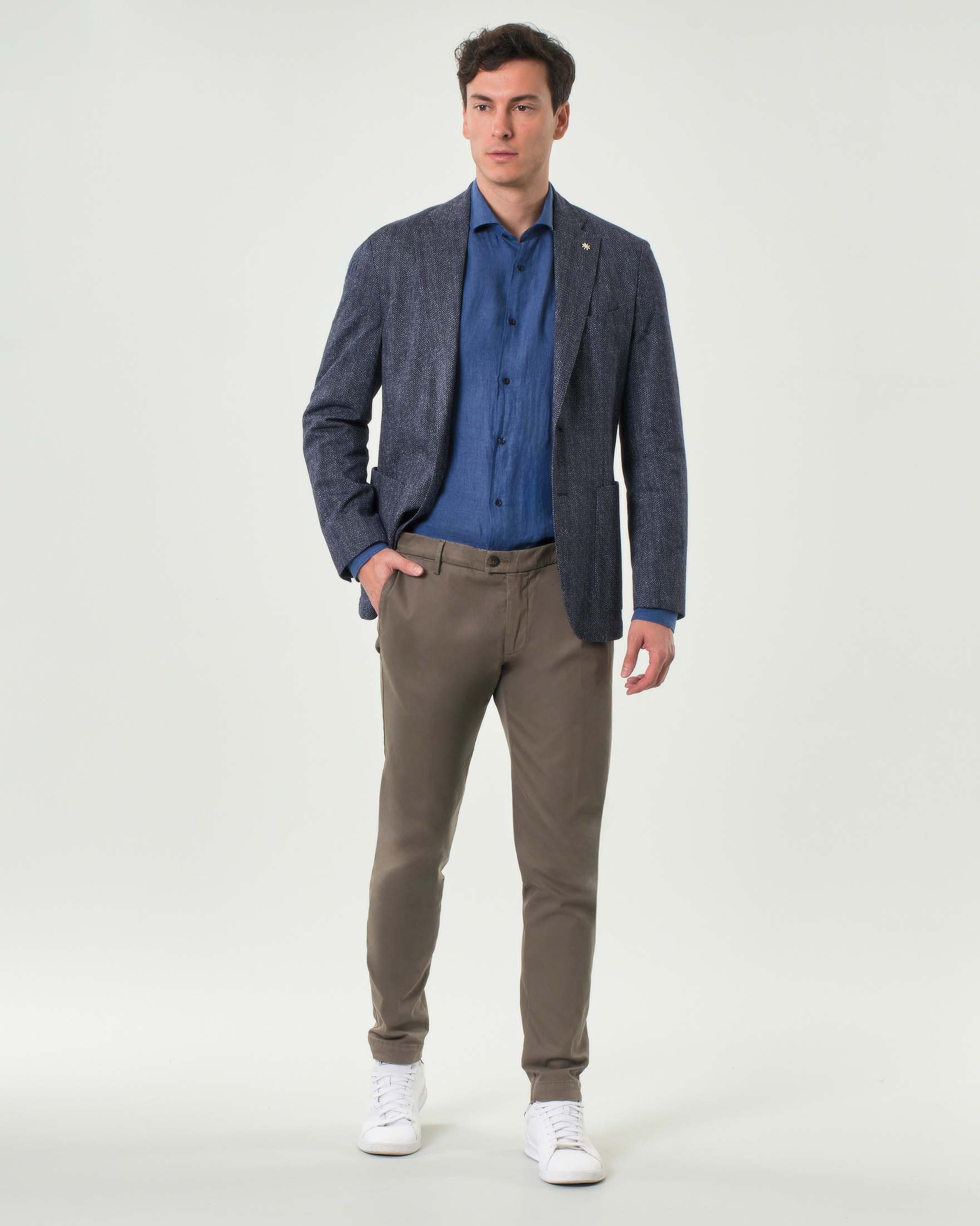 Pantaloni chino Ashki.i marroni in tricottina di cotone stretch