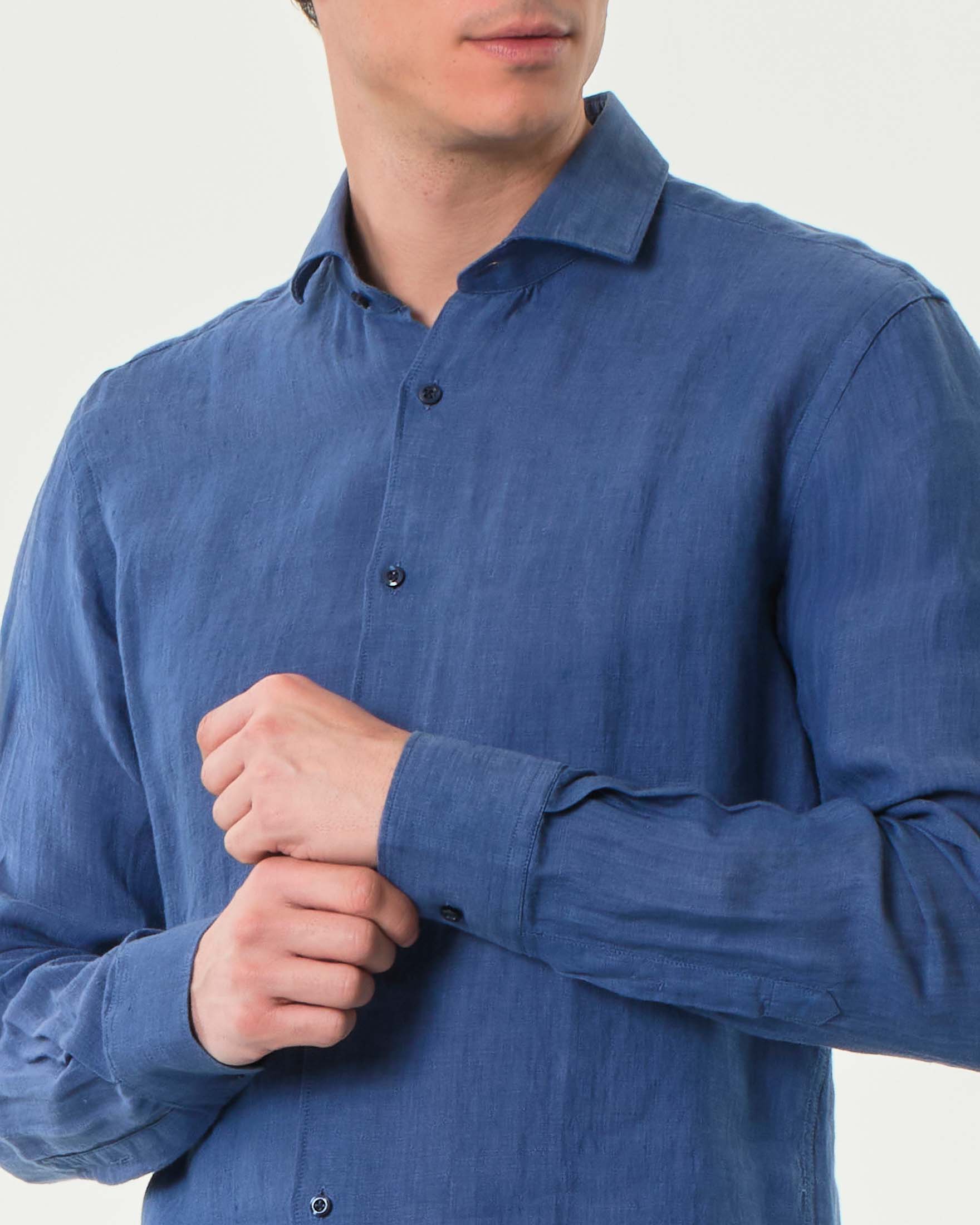 Camicia blu indaco Ashki.i in puro lino tinto filo image