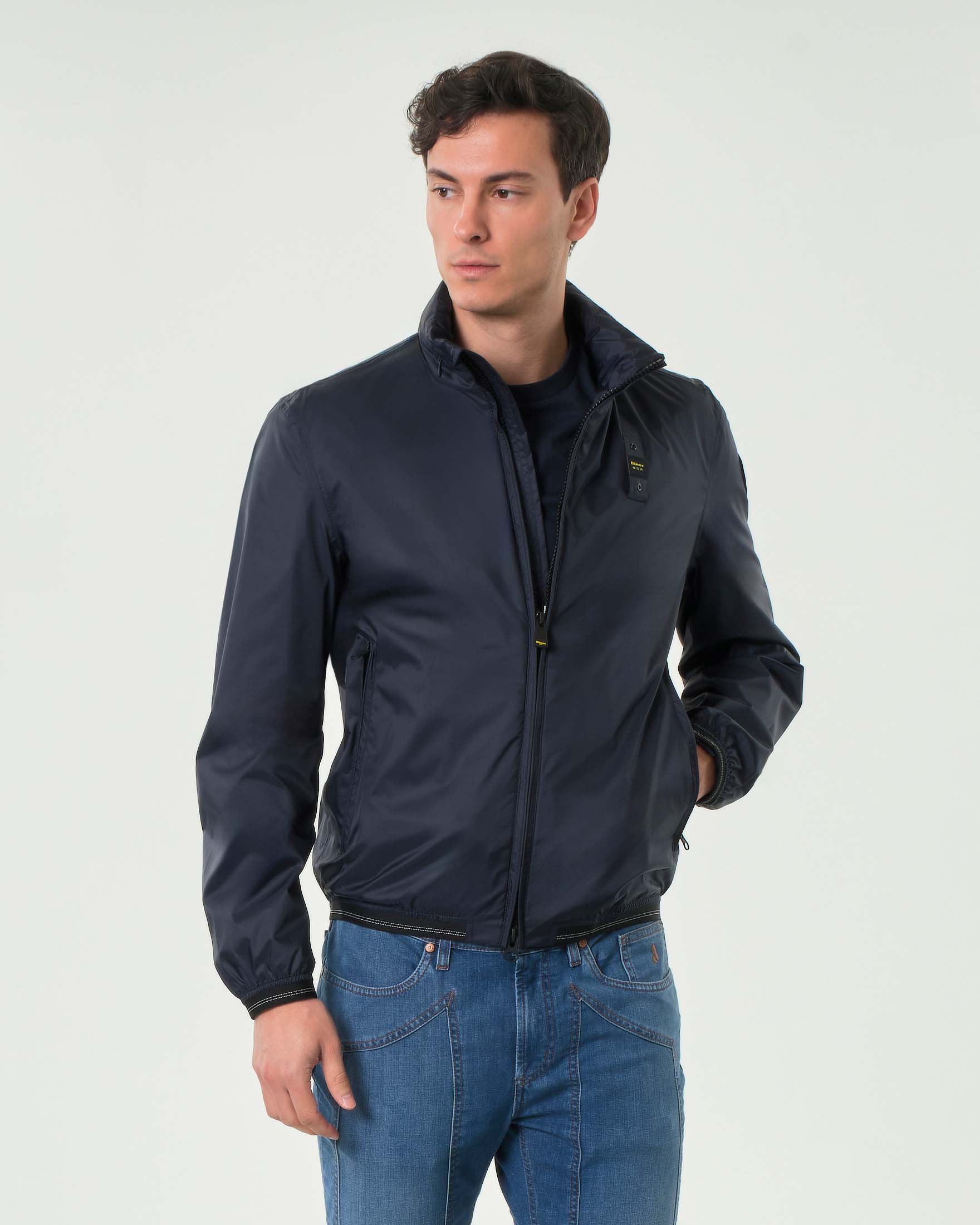 Giubbino Dimock in nylon blu cangiante con fodera interna in jersey di cotone
