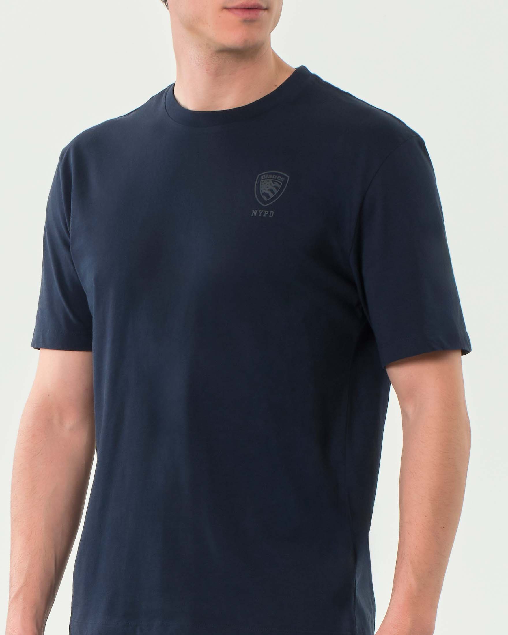 T-shirt blu Blauer mezza manica con logo scudetto in tono sul petto image