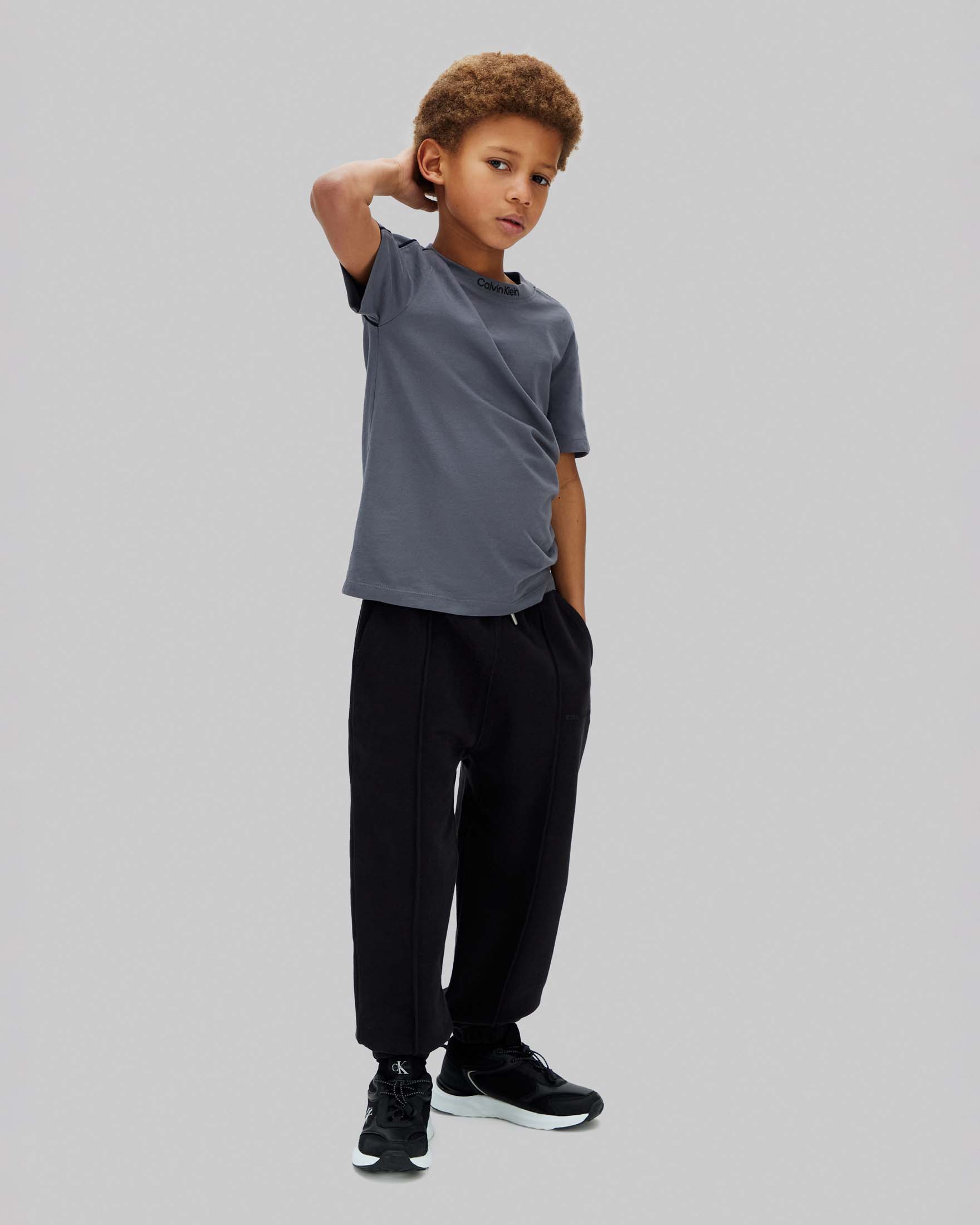 Jogger Calvin Klein nero in puro cotone con mini logo