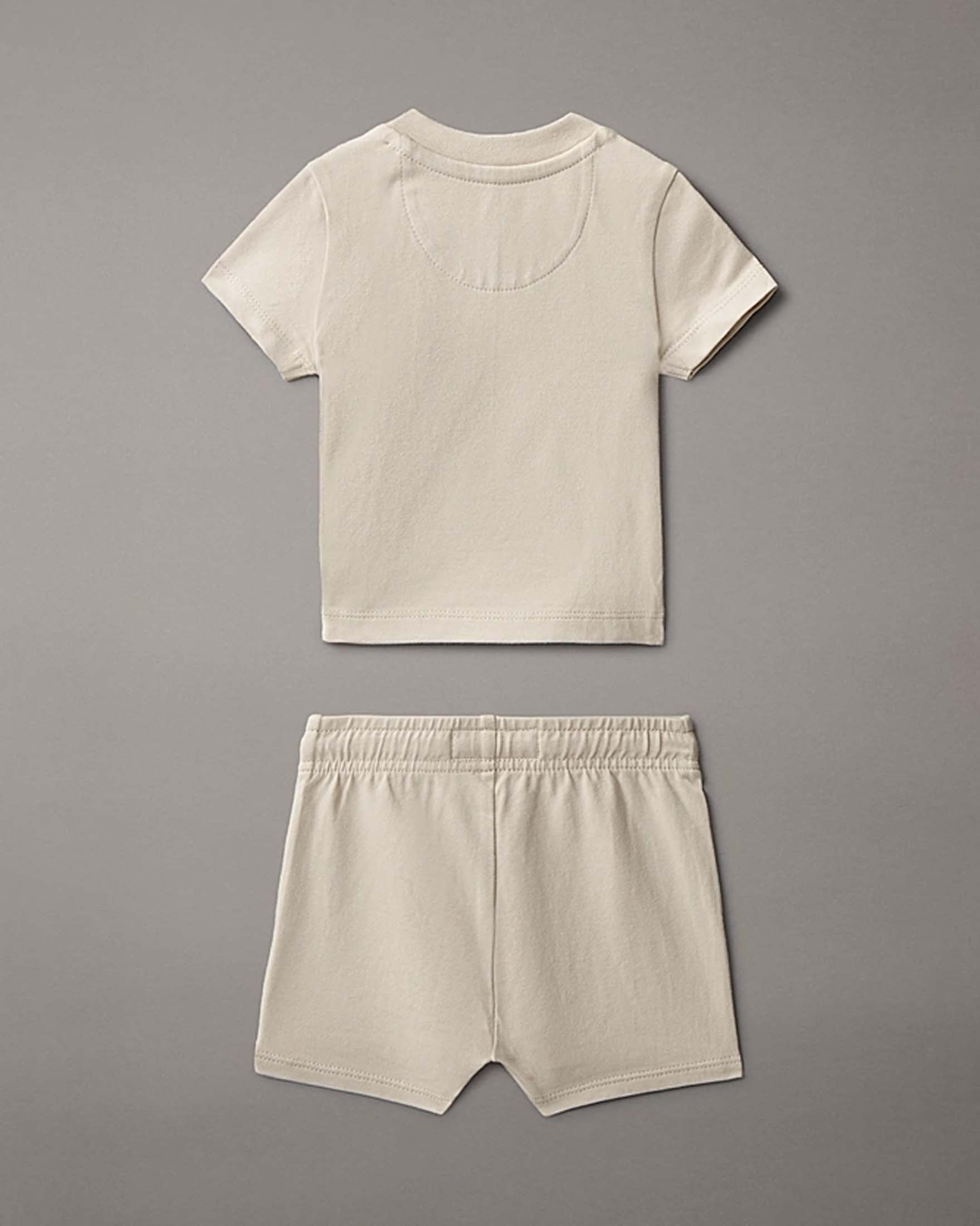 Completo beige Calvin Klein t-shirt e bermuda in cotone stretch con logo bianco image