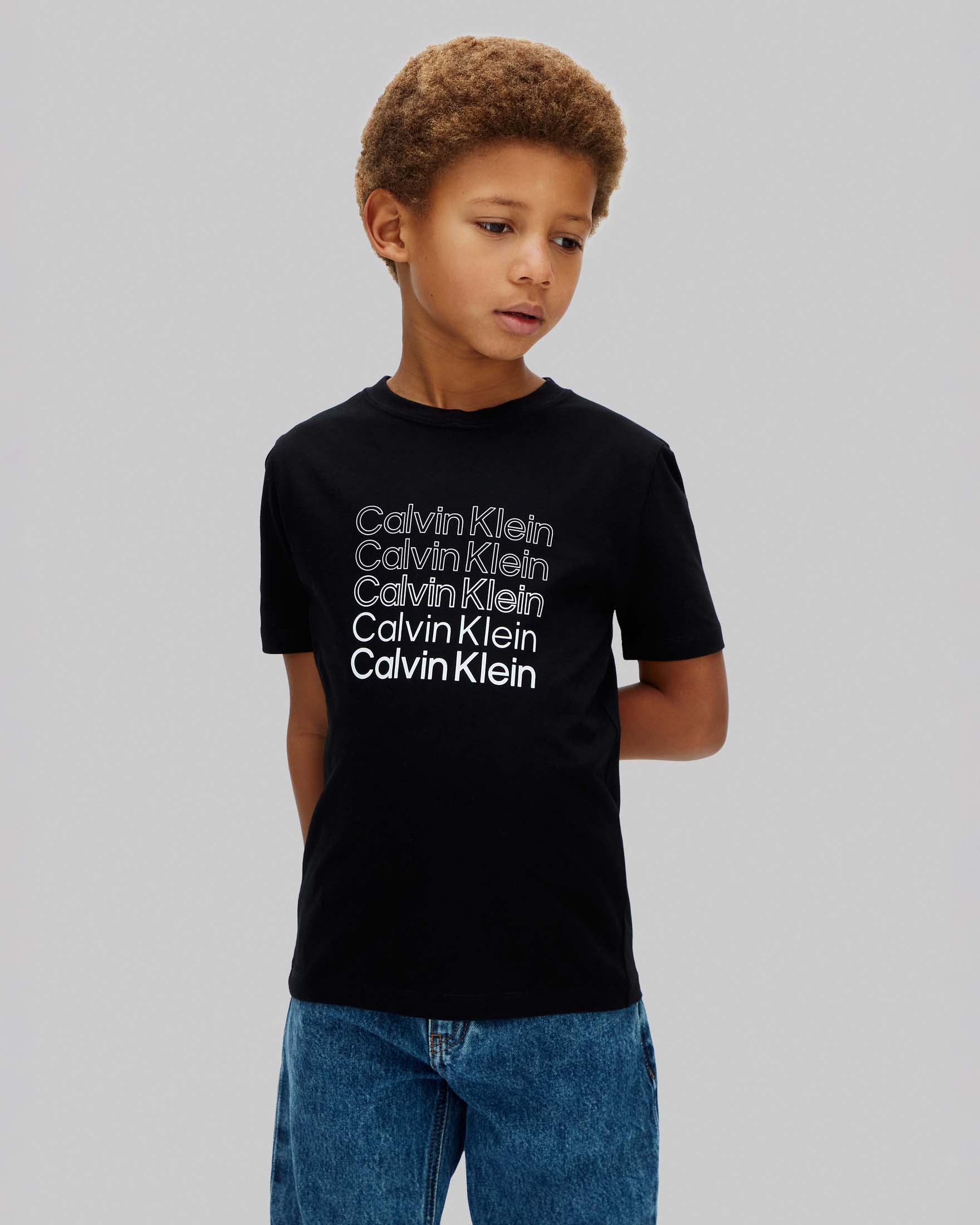 T-shirt nera in cotone a maniche corte con logo bianco sfumato