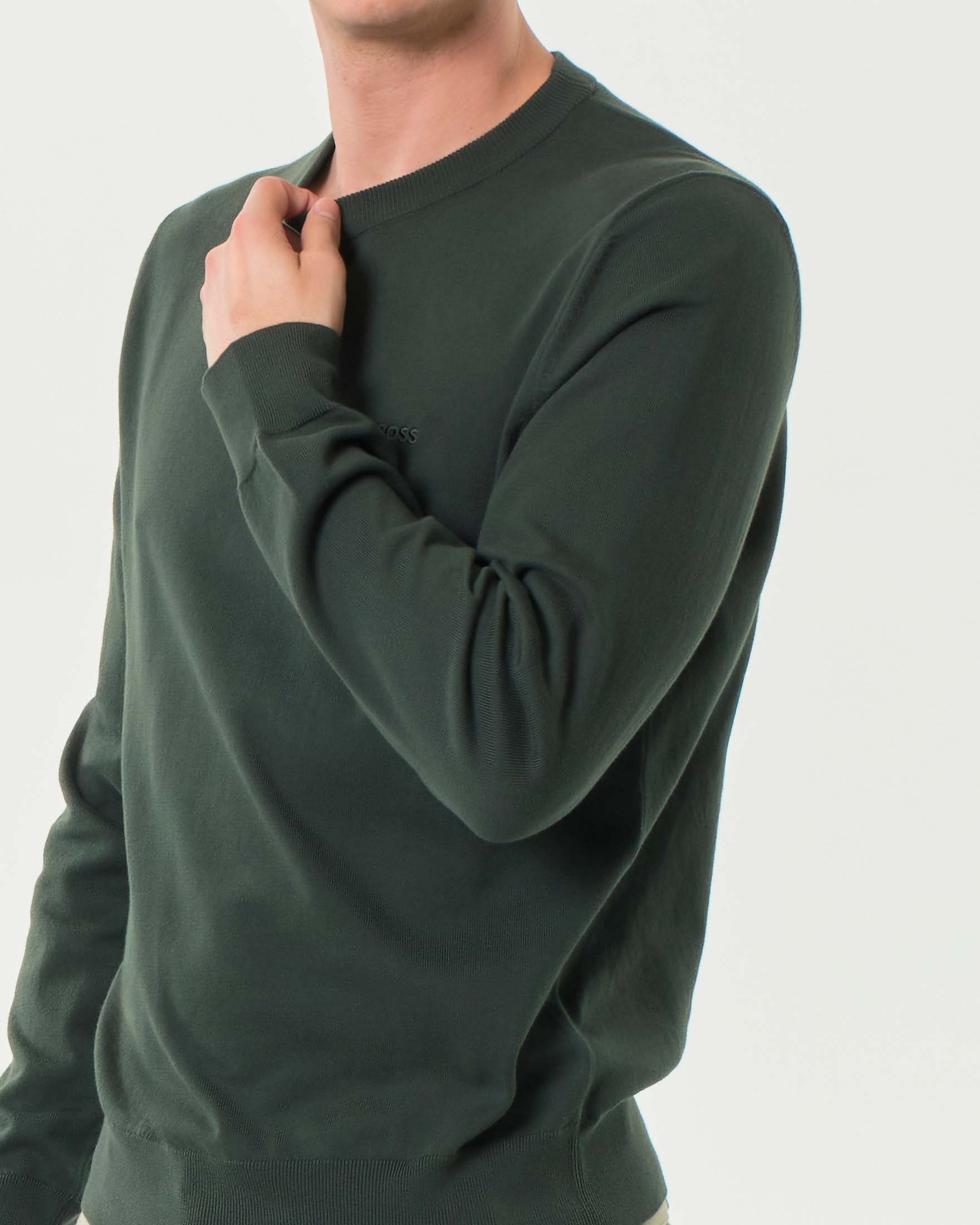 Maglia girocollo Upacas Boss verde in puro cotone con logo ricamato in tono sul petto image