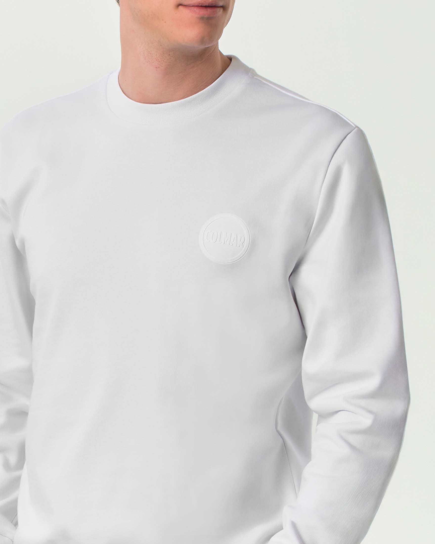 Felpa bianca Colmar Originals con logo bollo applicato tono su tono sul petto image