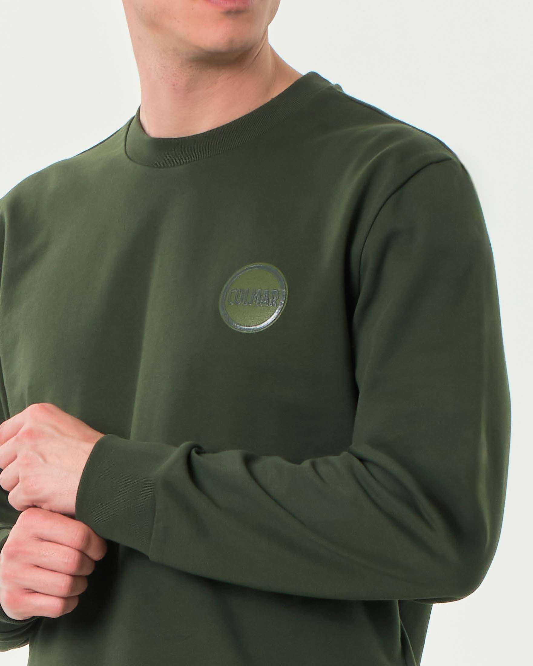 Felpa verde militare Colmar Originals con logo bollo applicato tono su tono sul petto image