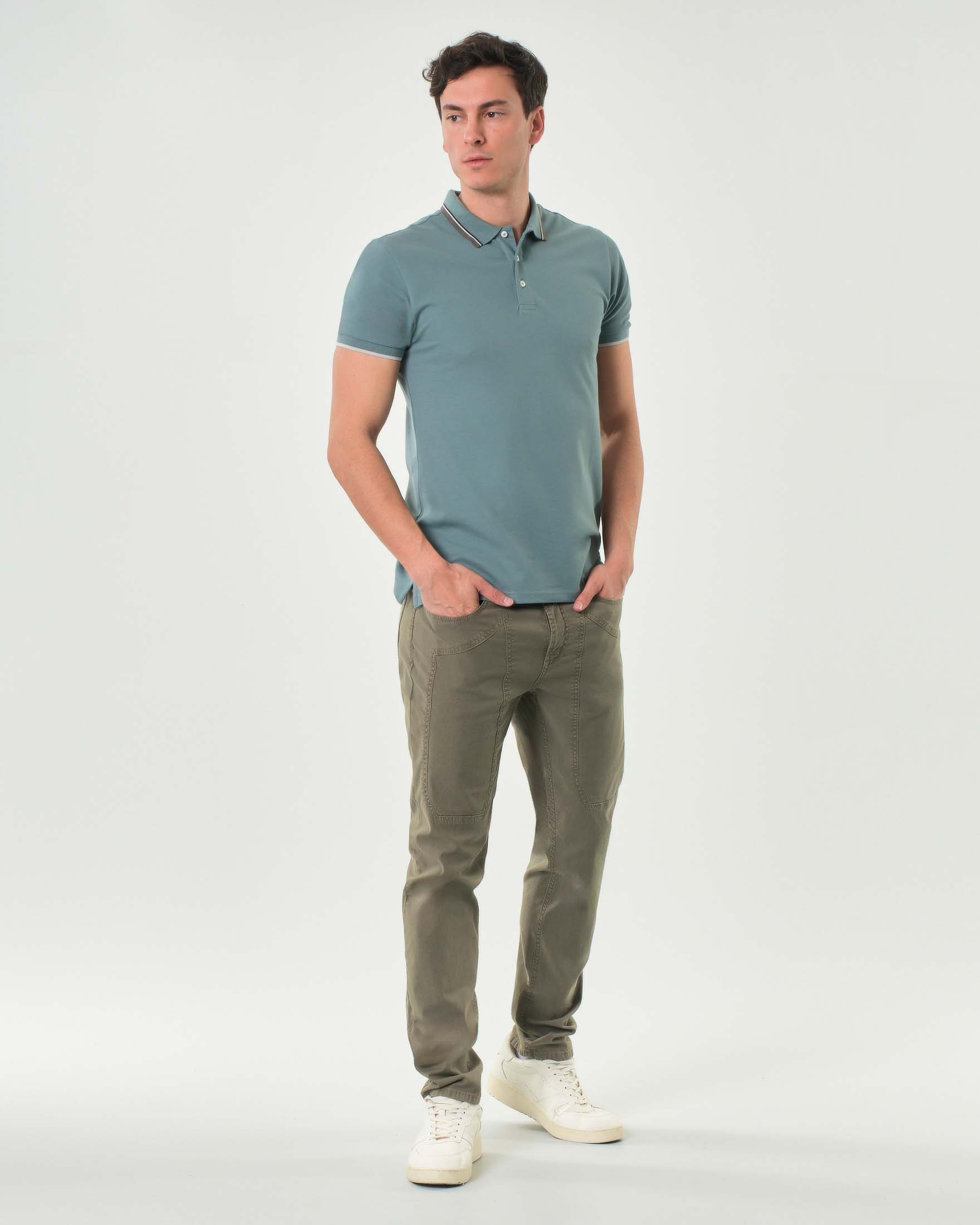 Pantalone Jeckerson verde militare cinque tasche modello PA077 in cotone stretch con toppa